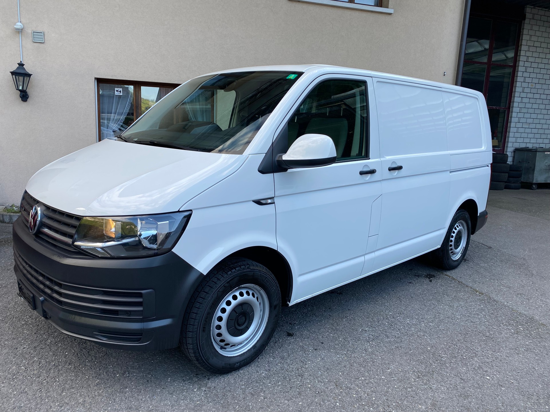 VW T6 2.0 TDI 4Motion DSG-image-10