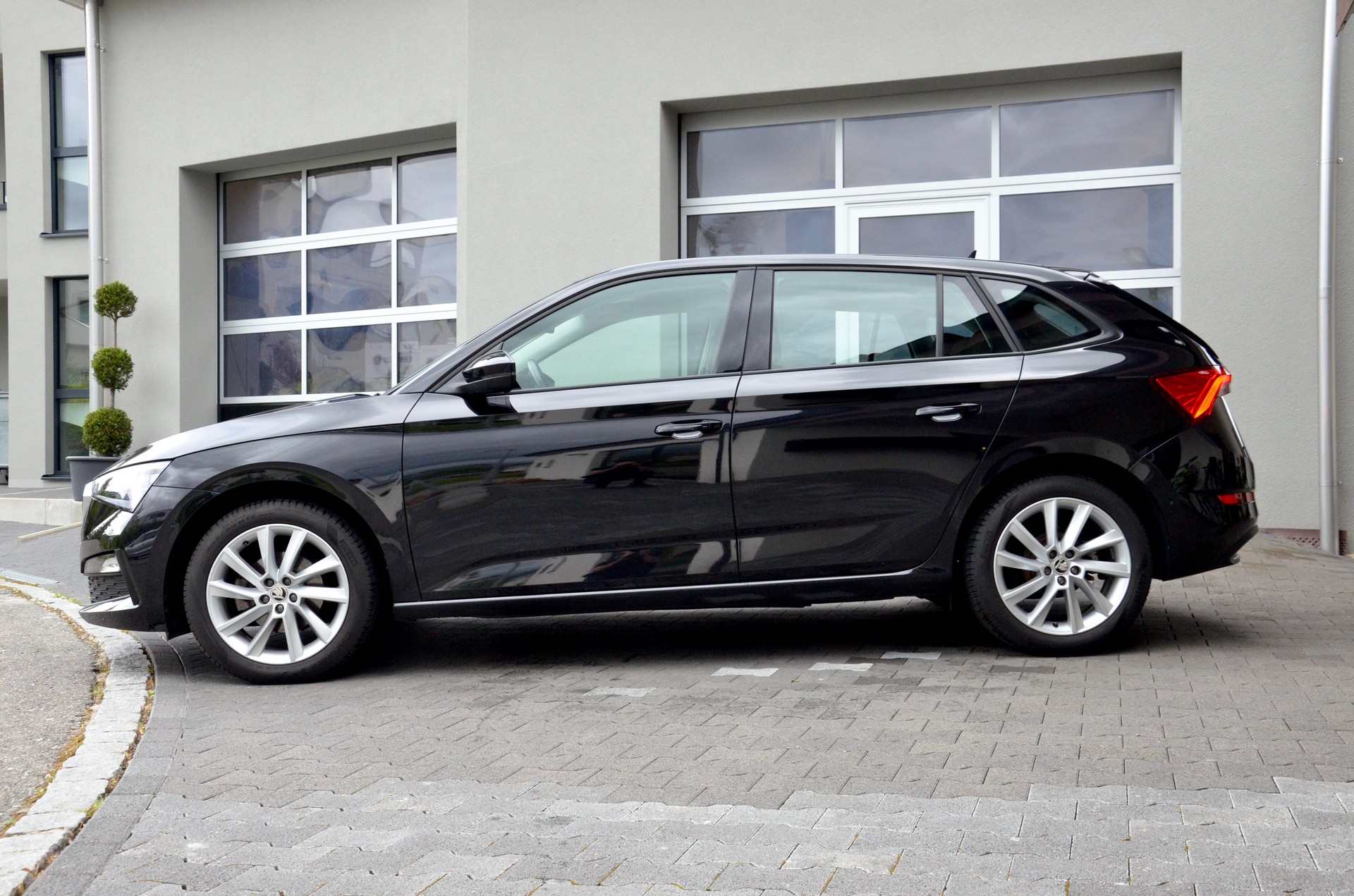 SKODA Scala 1.5 TSI ACT Style DSG-showroom-element-3