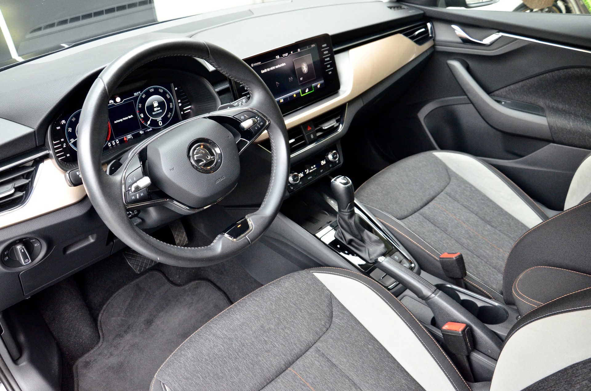SKODA Scala 1.5 TSI ACT Style DSG-image-9
