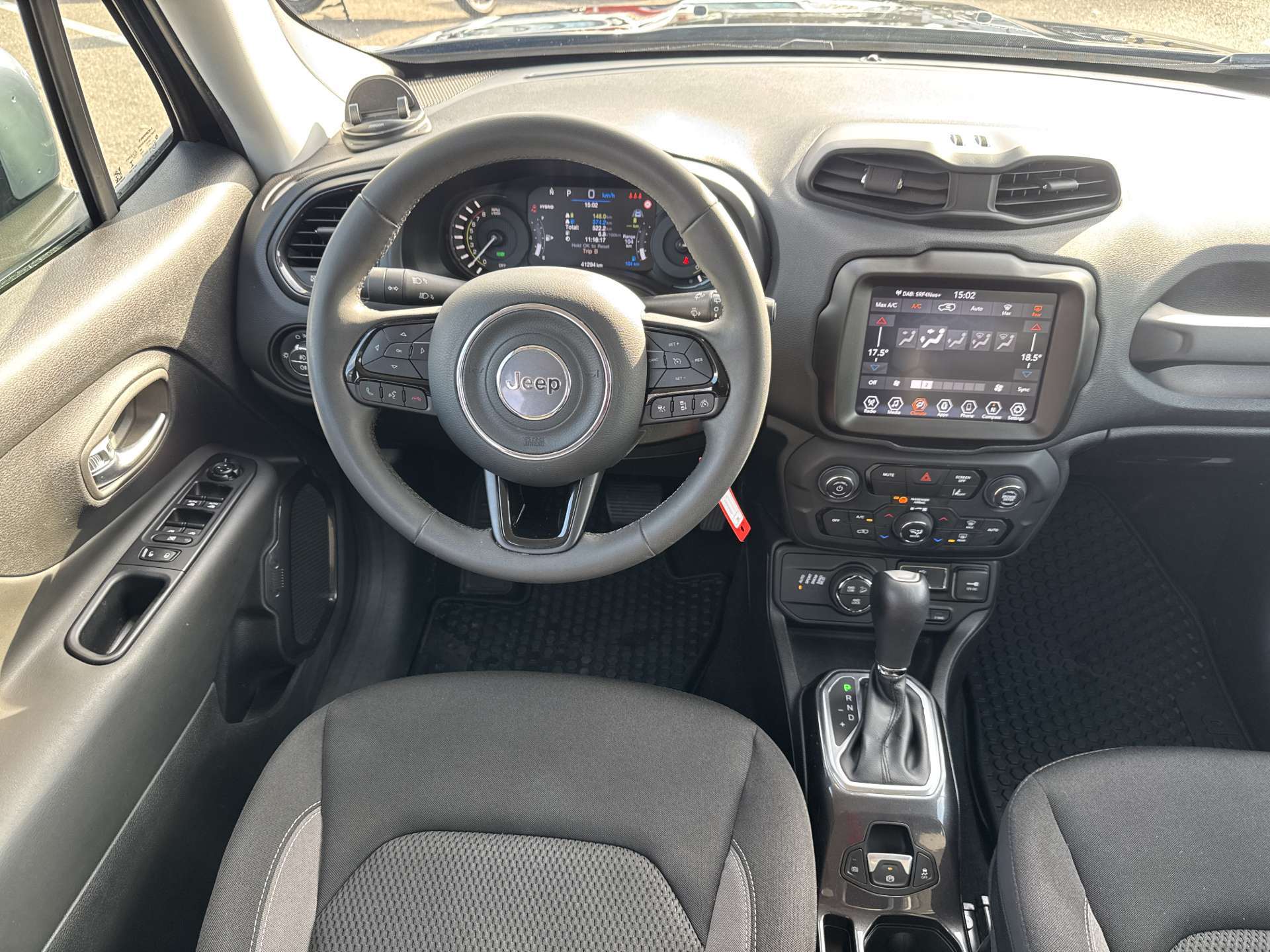 JEEP Renegade 1.3 T PHEV Limited AWD Automat-image-4