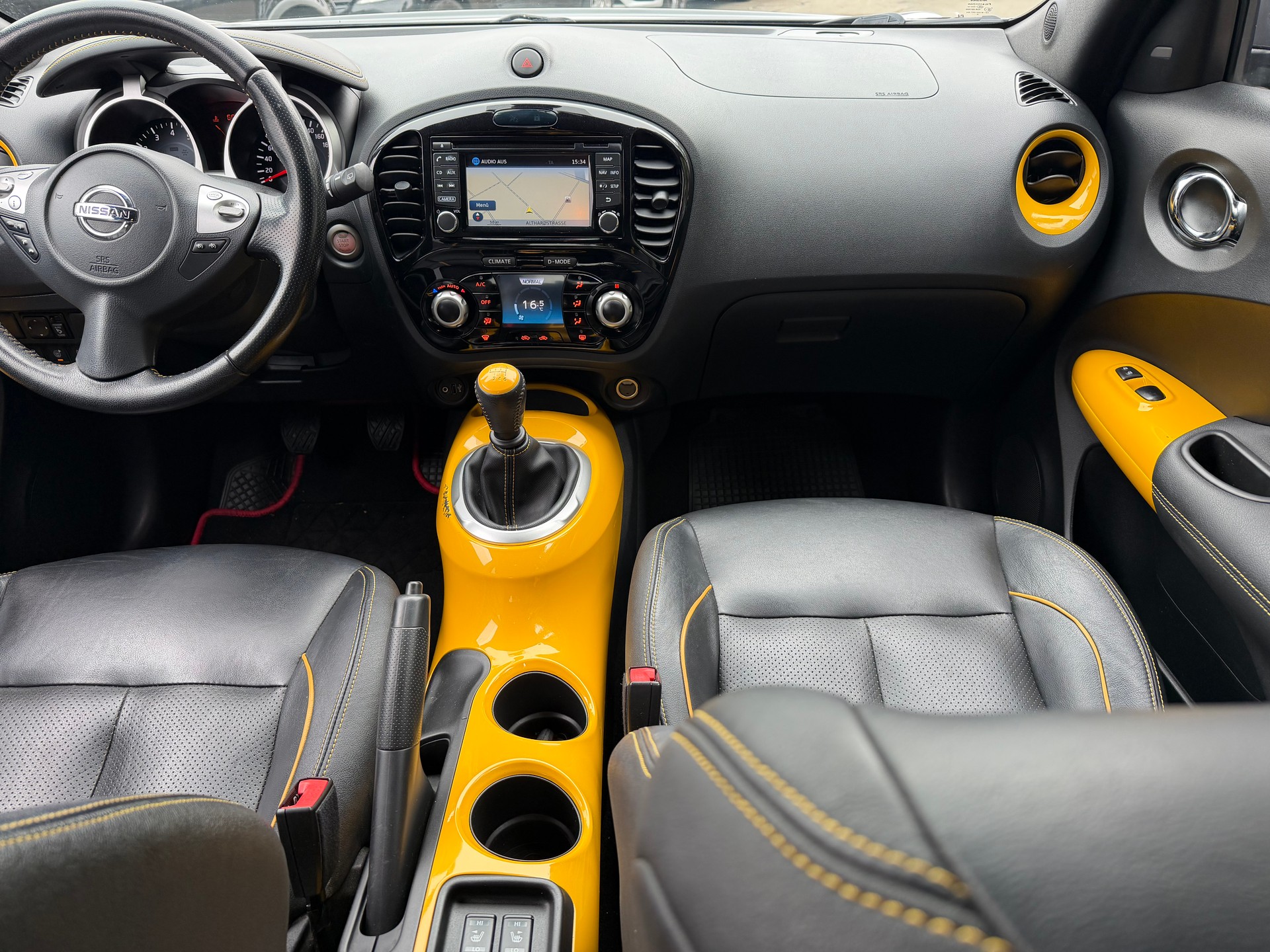 NISSAN Juke 1.2 DIG-T N-Connecta-image-8