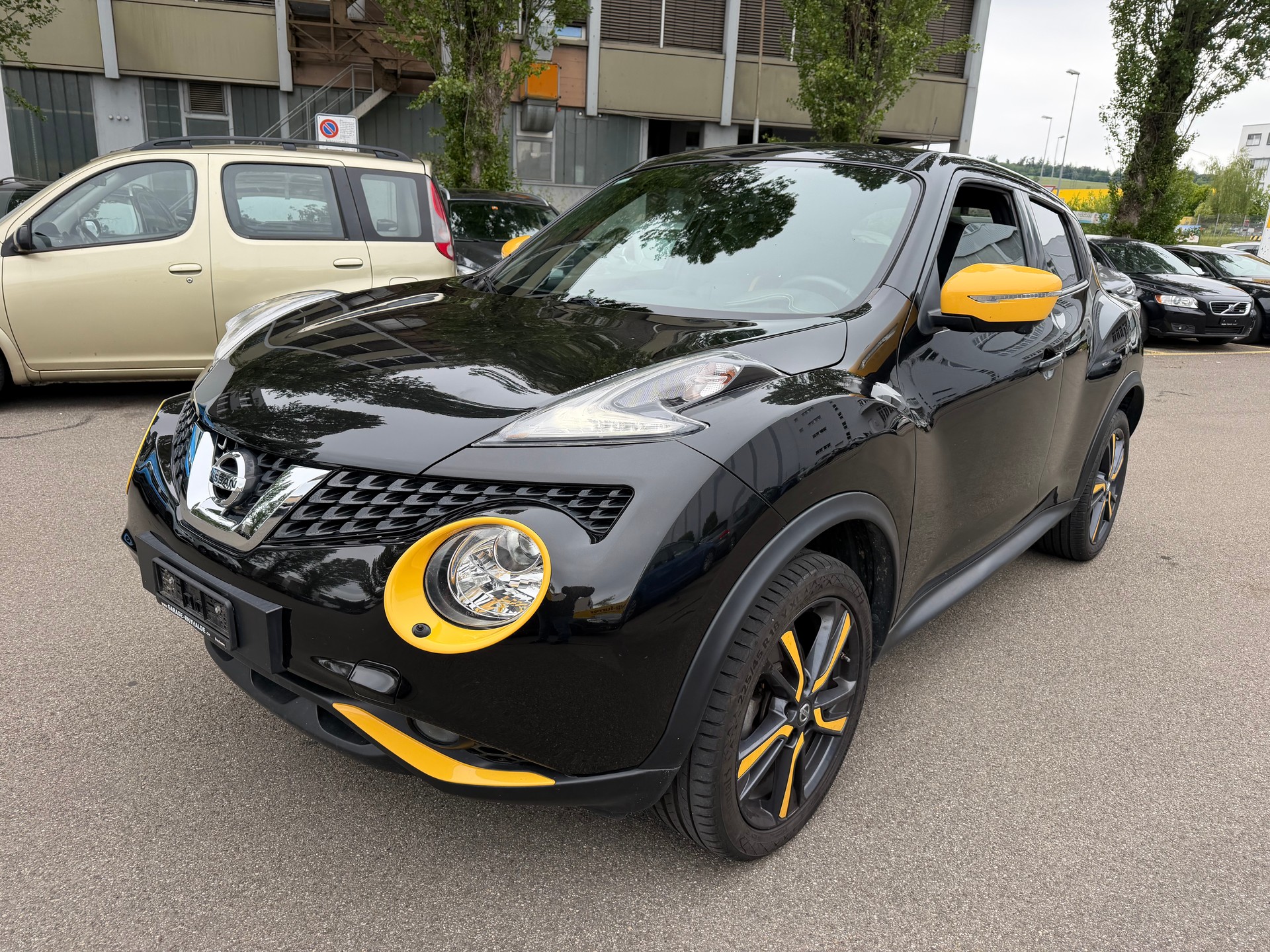 NISSAN Juke 1.2 DIG-T N-Connecta-image-0