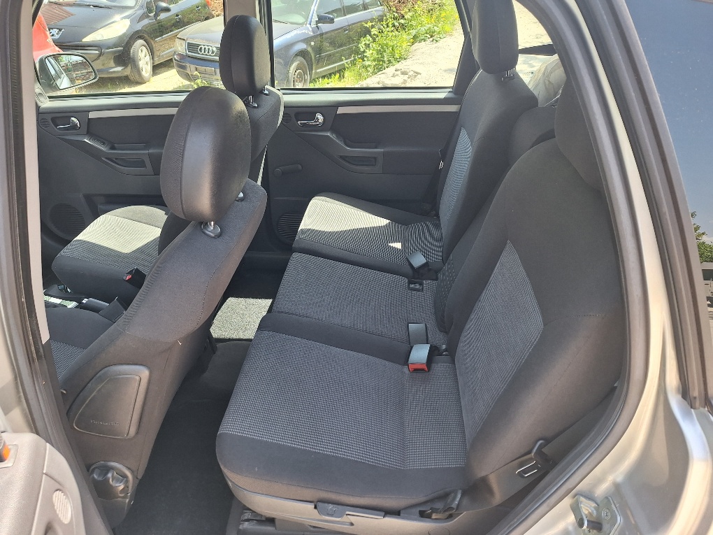 OPEL Meriva 1.8i 16V Enjoy-image-9