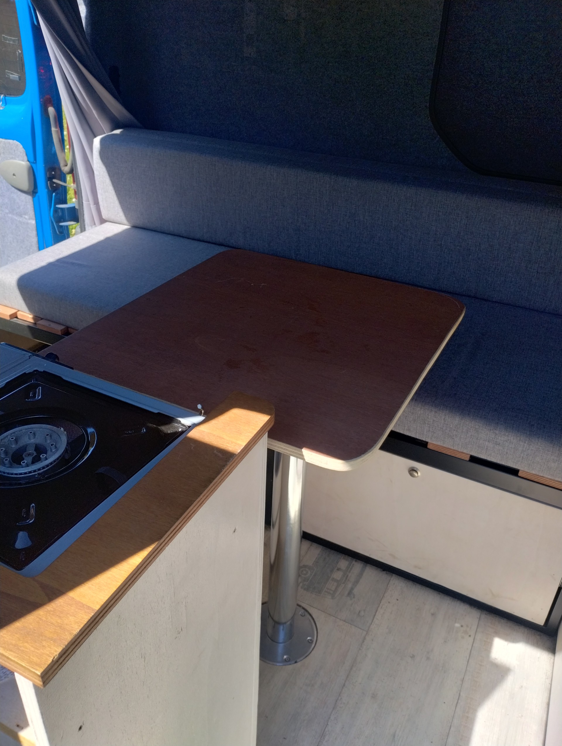 OPEL VIVARO-image-5