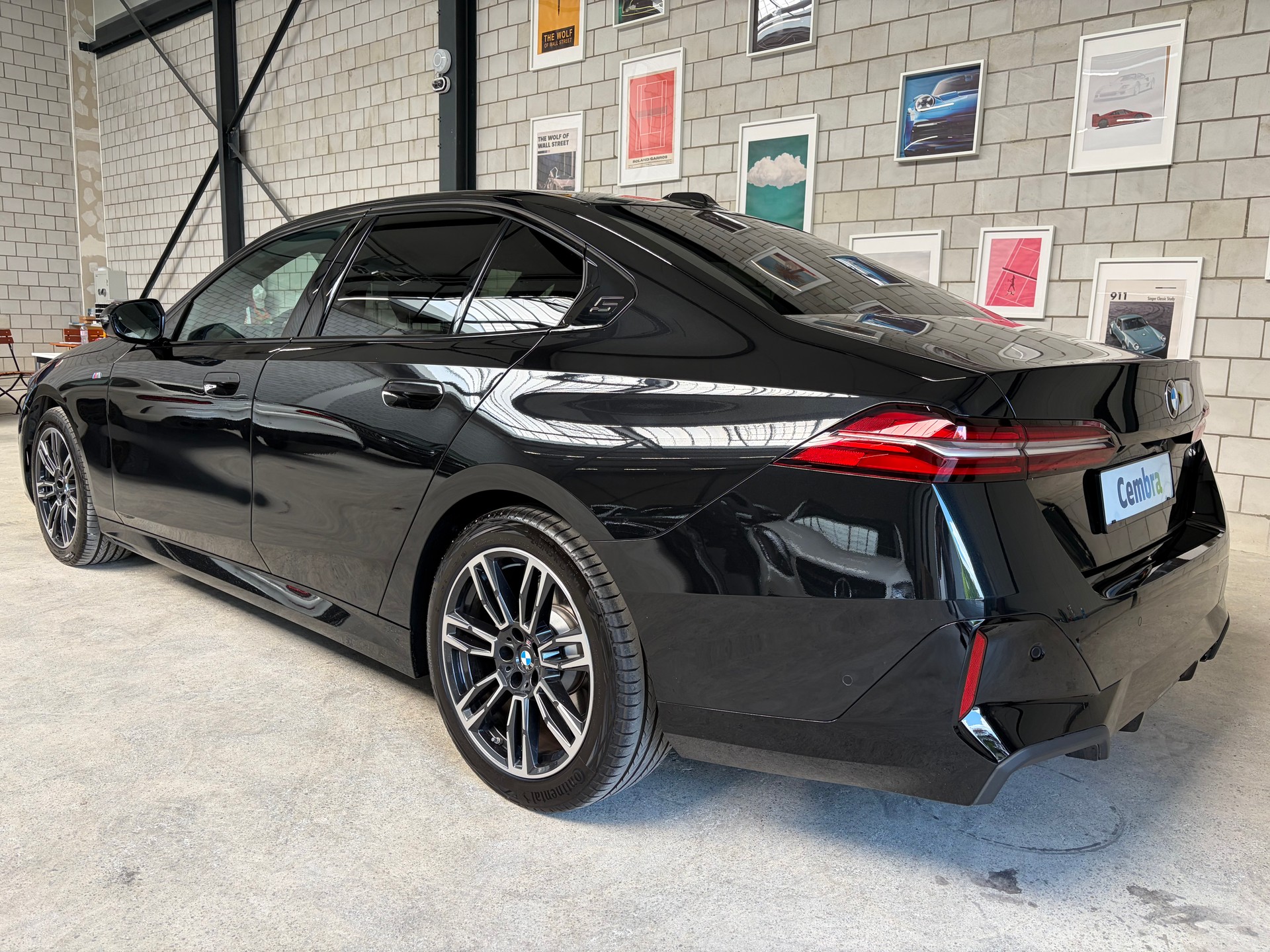 BMW 520d 48V M Sport Steptronic-image-3