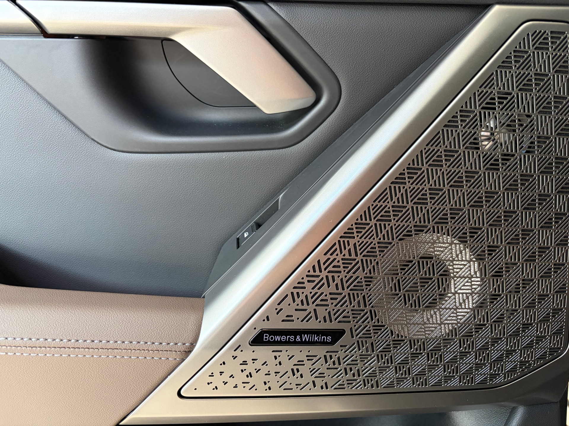 BMW 520d 48V M Sport Steptronic-image-13