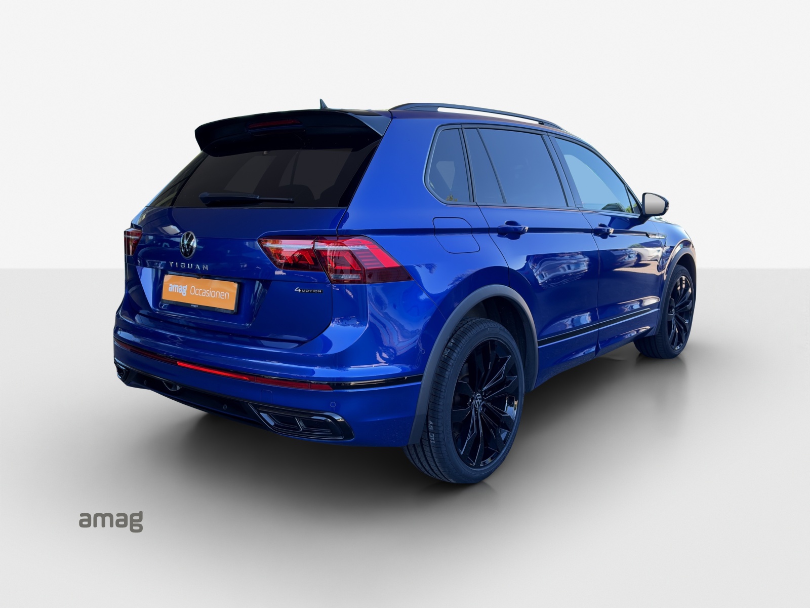 VW Tiguan 2.0TSI R-Line 4Motion DSG-image-4