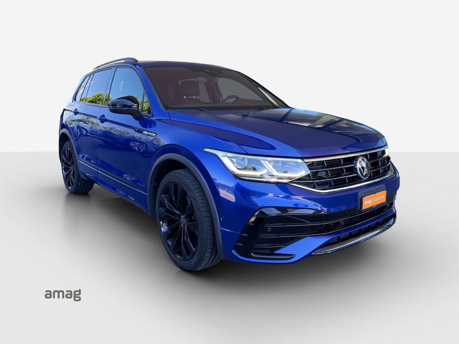 VW Tiguan 2.0TSI R-Line 4Motion DSG-image-5