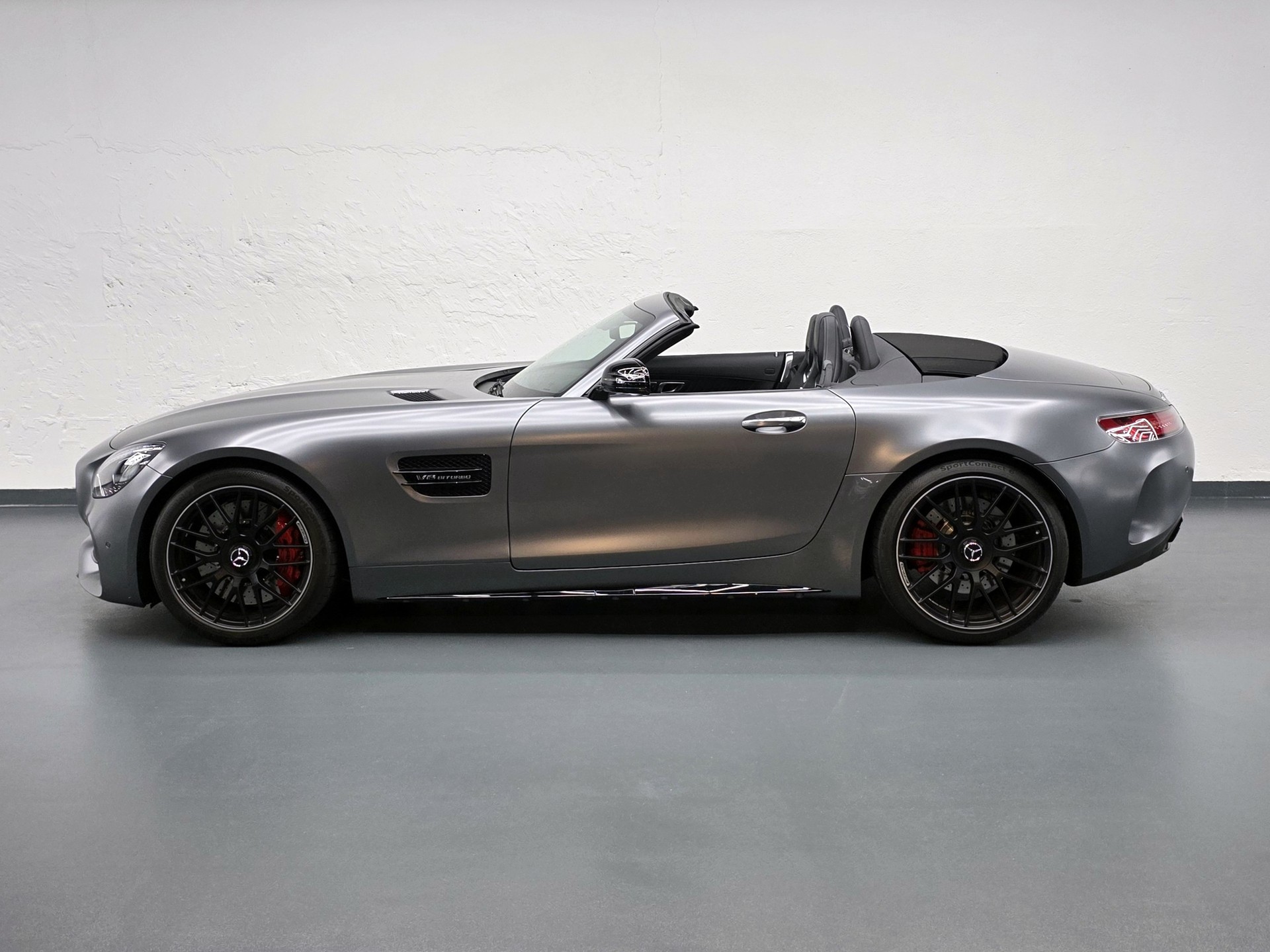 MERCEDES-BENZ AMG GT C Roadster-image-4