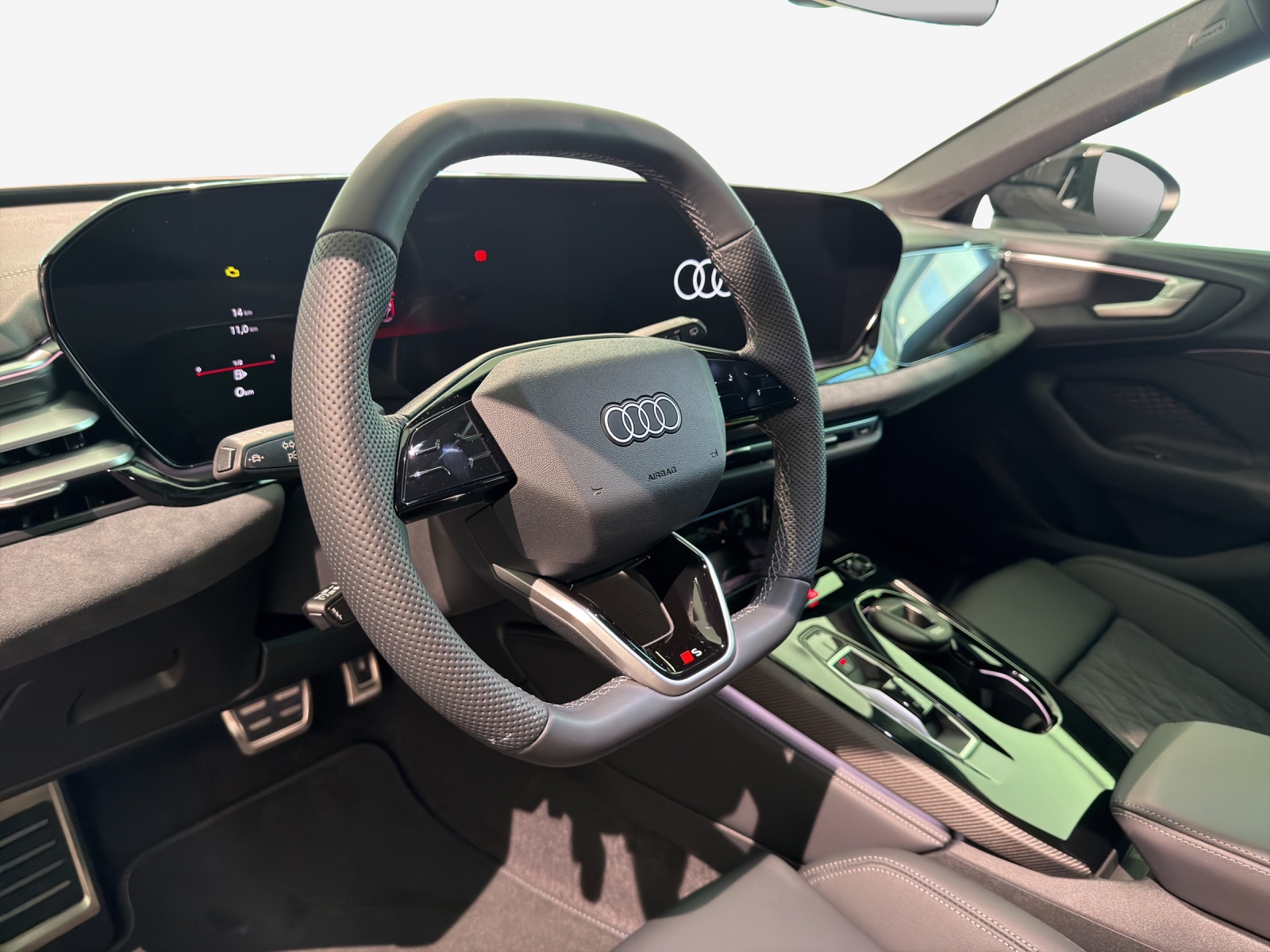 AUDI S5 Avant TFSI quattro S tronic-image-10