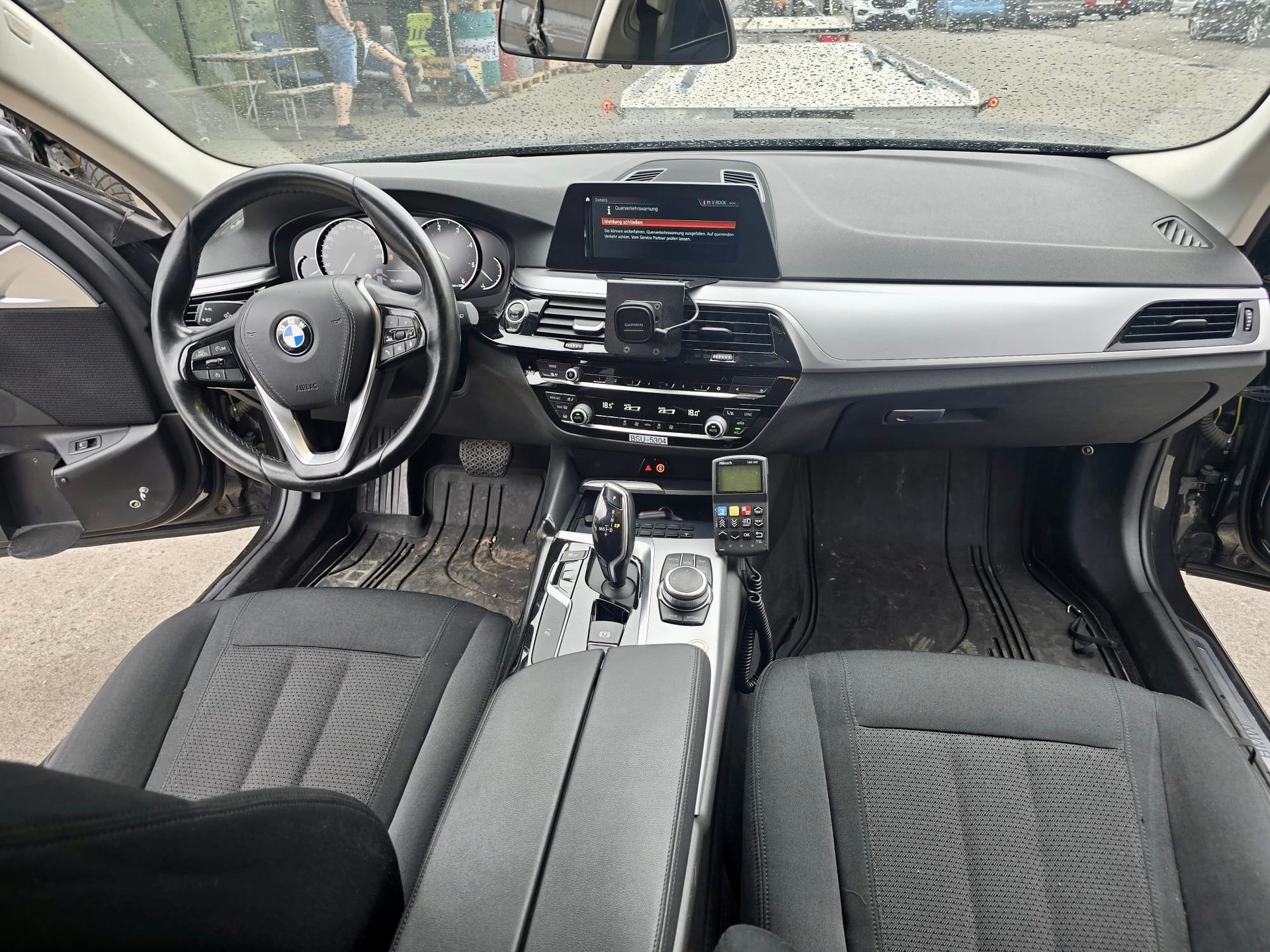 BMW 530d xDrive Touring Steptronic-image-8