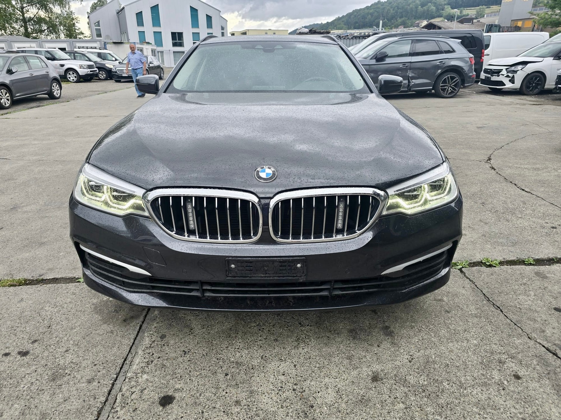 BMW 530d xDrive Touring Steptronic-image-6