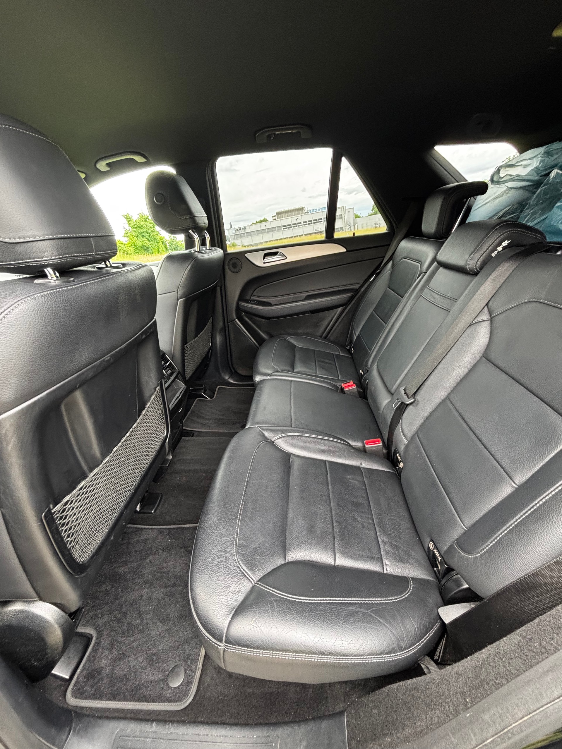 MERCEDES-BENZ GLE 250 d 4Matic 9G-Tronic-image-11