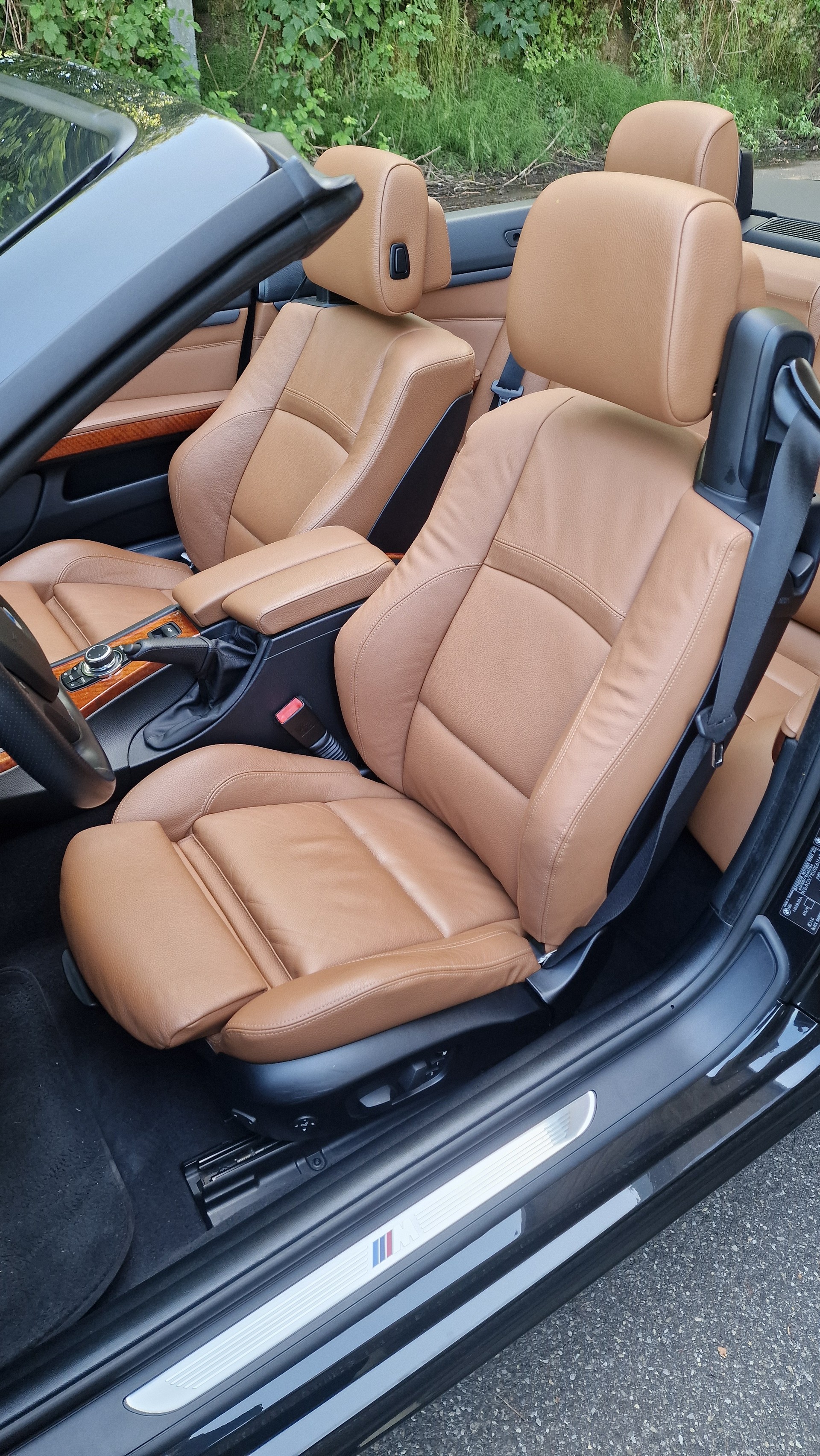 BMW 335i-image-5