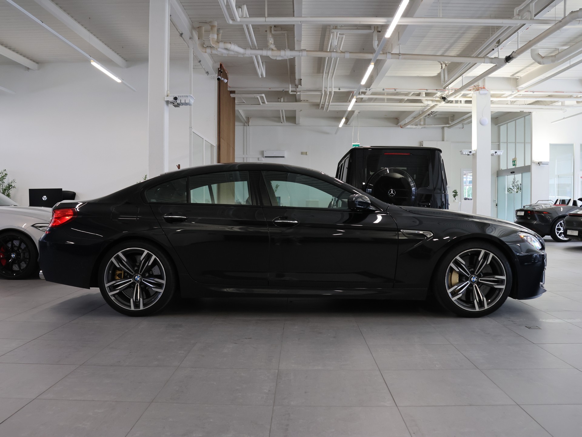 BMW BMW M6 Gran Coupe Drivelogic *Carbon-Keramik-Bremsanlage* Massagesitze * Carbon-Interieur*-image-6