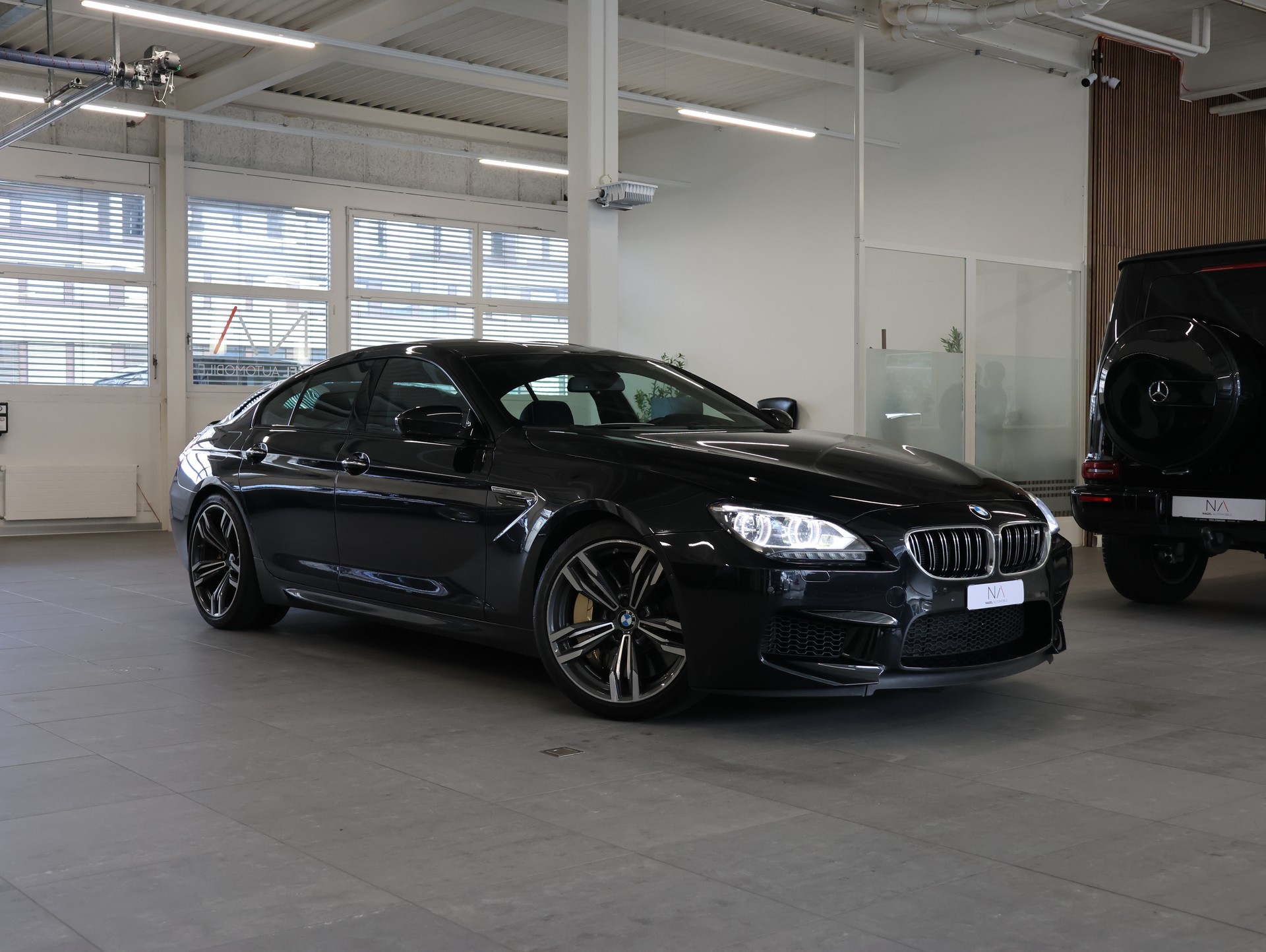 BMW BMW M6 Gran Coupe Drivelogic *Carbon-Keramik-Bremsanlage* Massagesitze * Carbon-Interieur*-image-0
