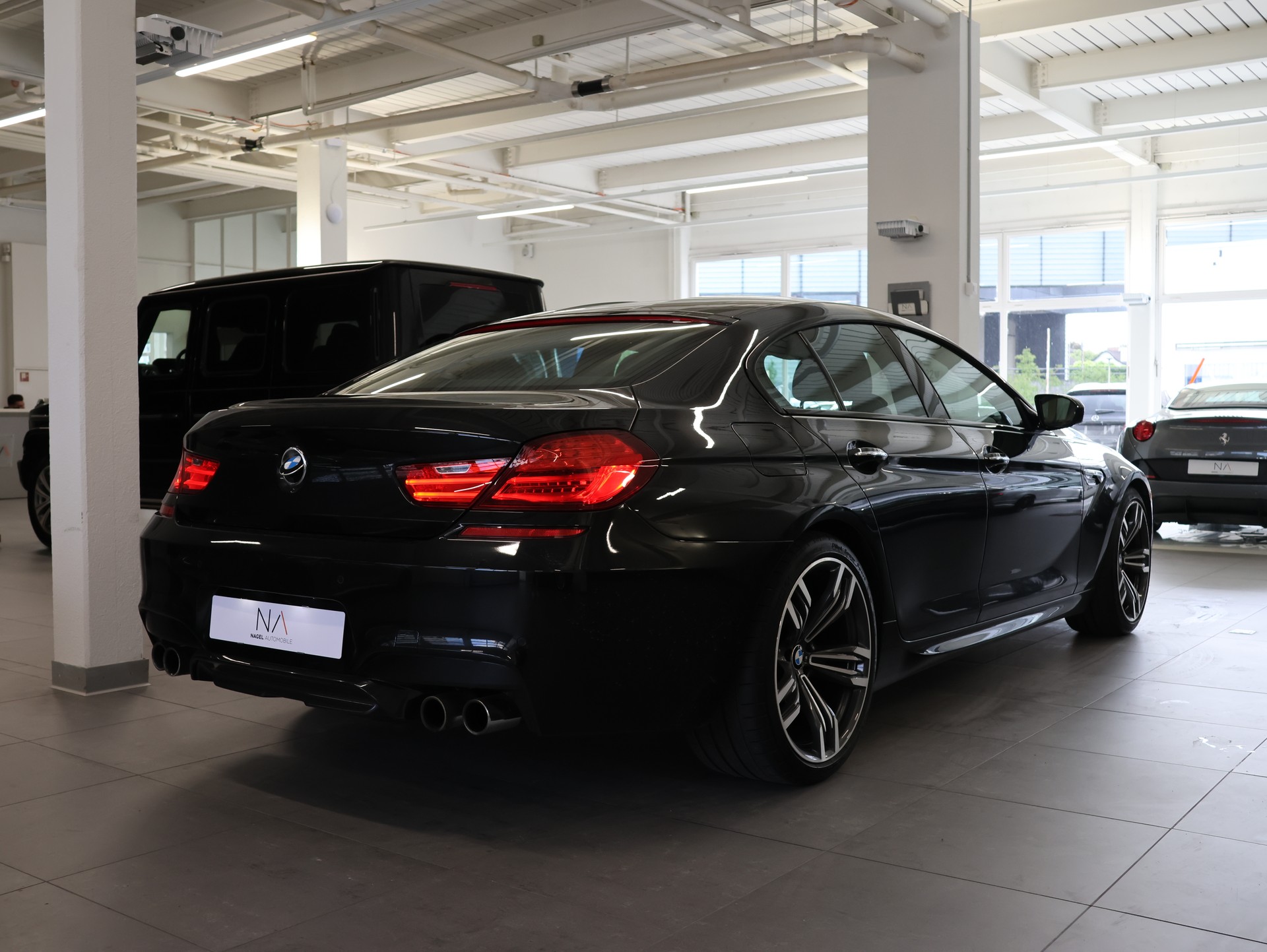 BMW BMW M6 Gran Coupe Drivelogic *Carbon-Keramik-Bremsanlage* Massagesitze * Carbon-Interieur*-image-5