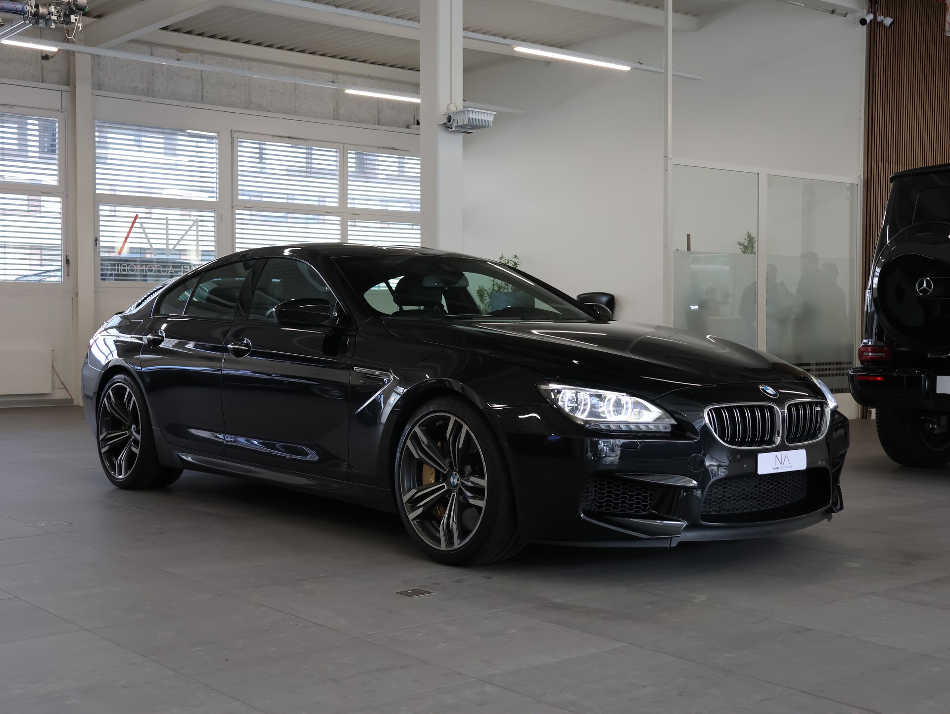 BMW BMW M6 Gran Coupe Drivelogic *Carbon-Keramik-Bremsanlage* Massagesitze * Carbon-Interieur*-image-1