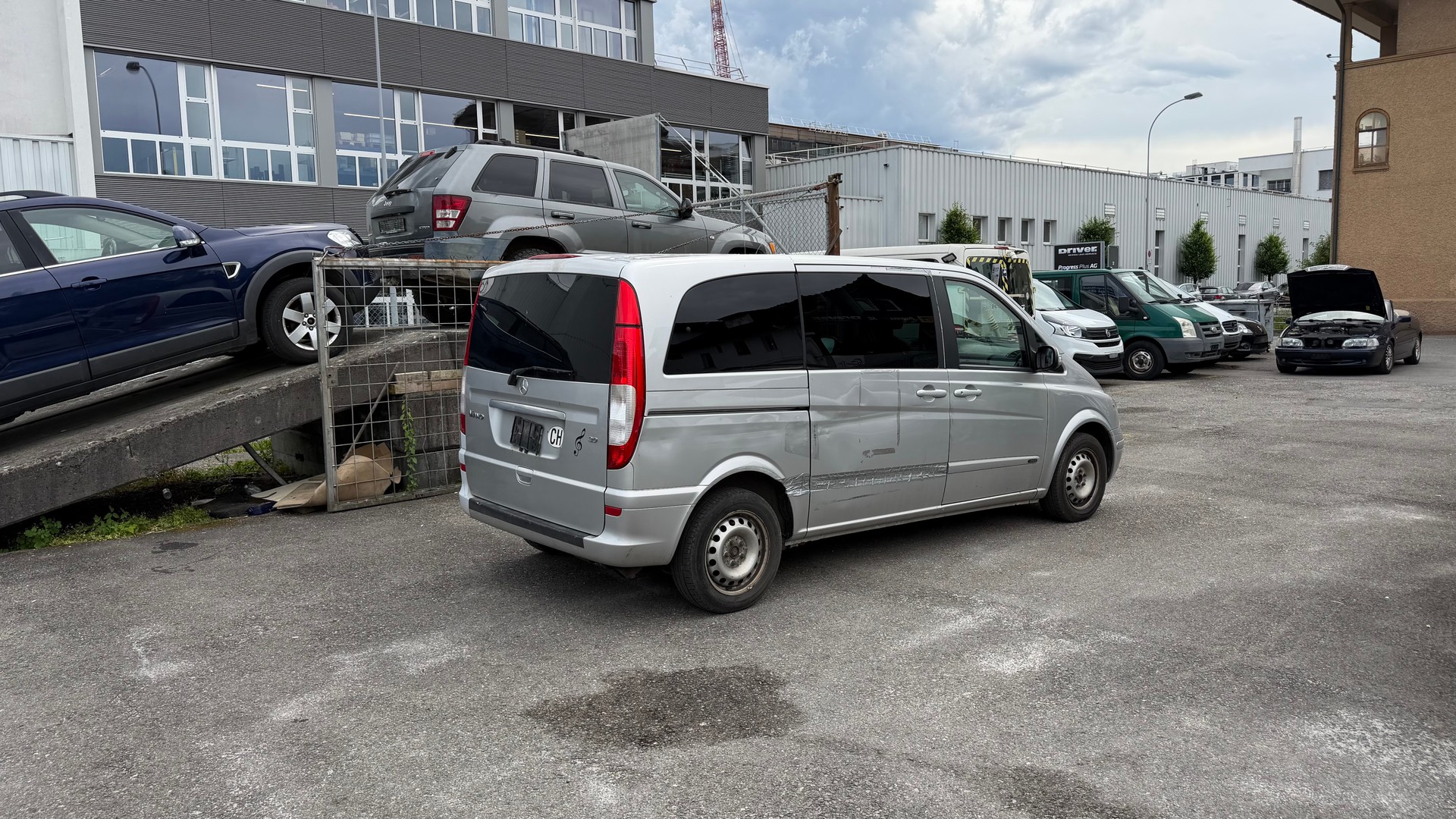 MERCEDES-BENZ Viano 3.0 Ambiente EL Automat-image-2