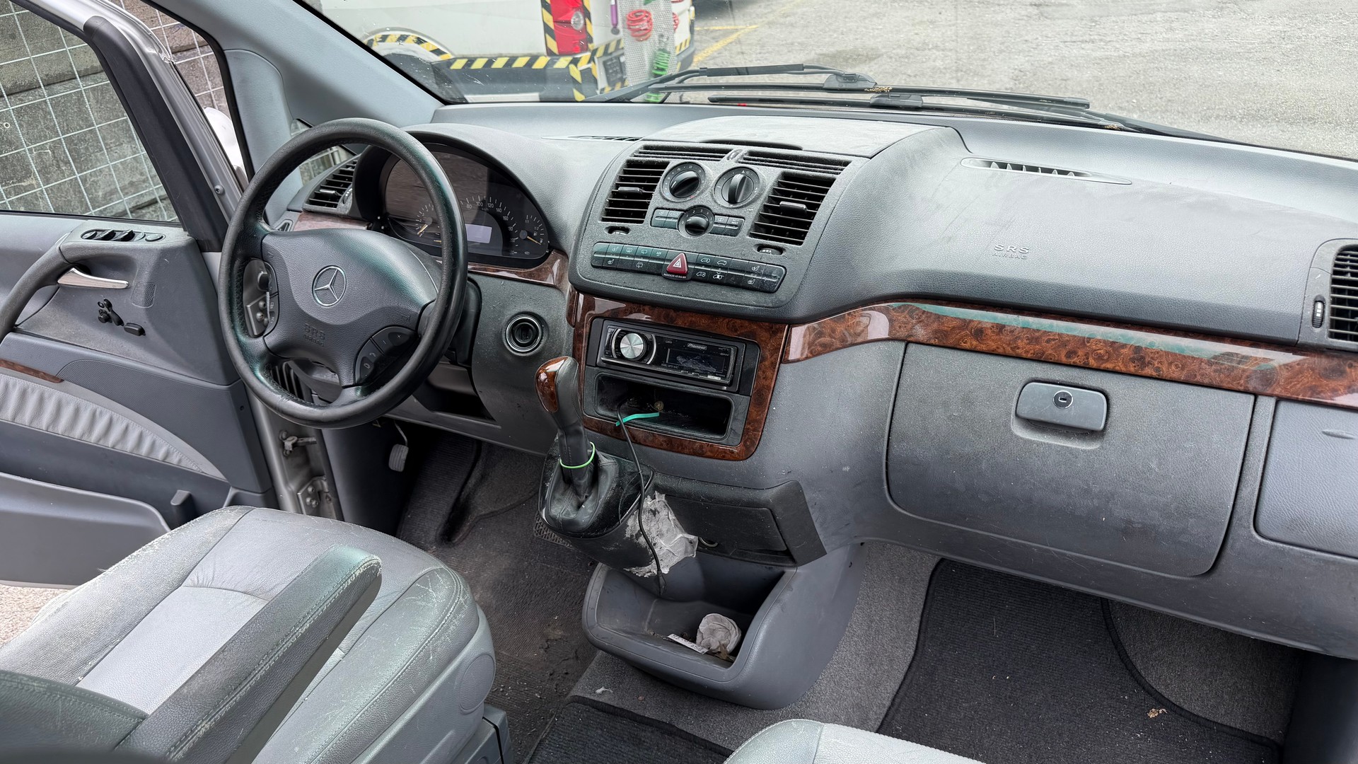 MERCEDES-BENZ Viano 3.0 Ambiente EL Automat-image-5