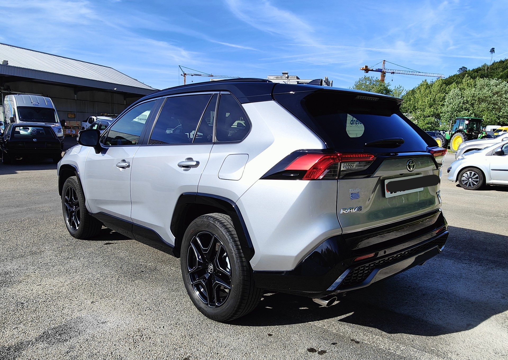 TOYOTA 2.5 HEV GR Sport-image-1