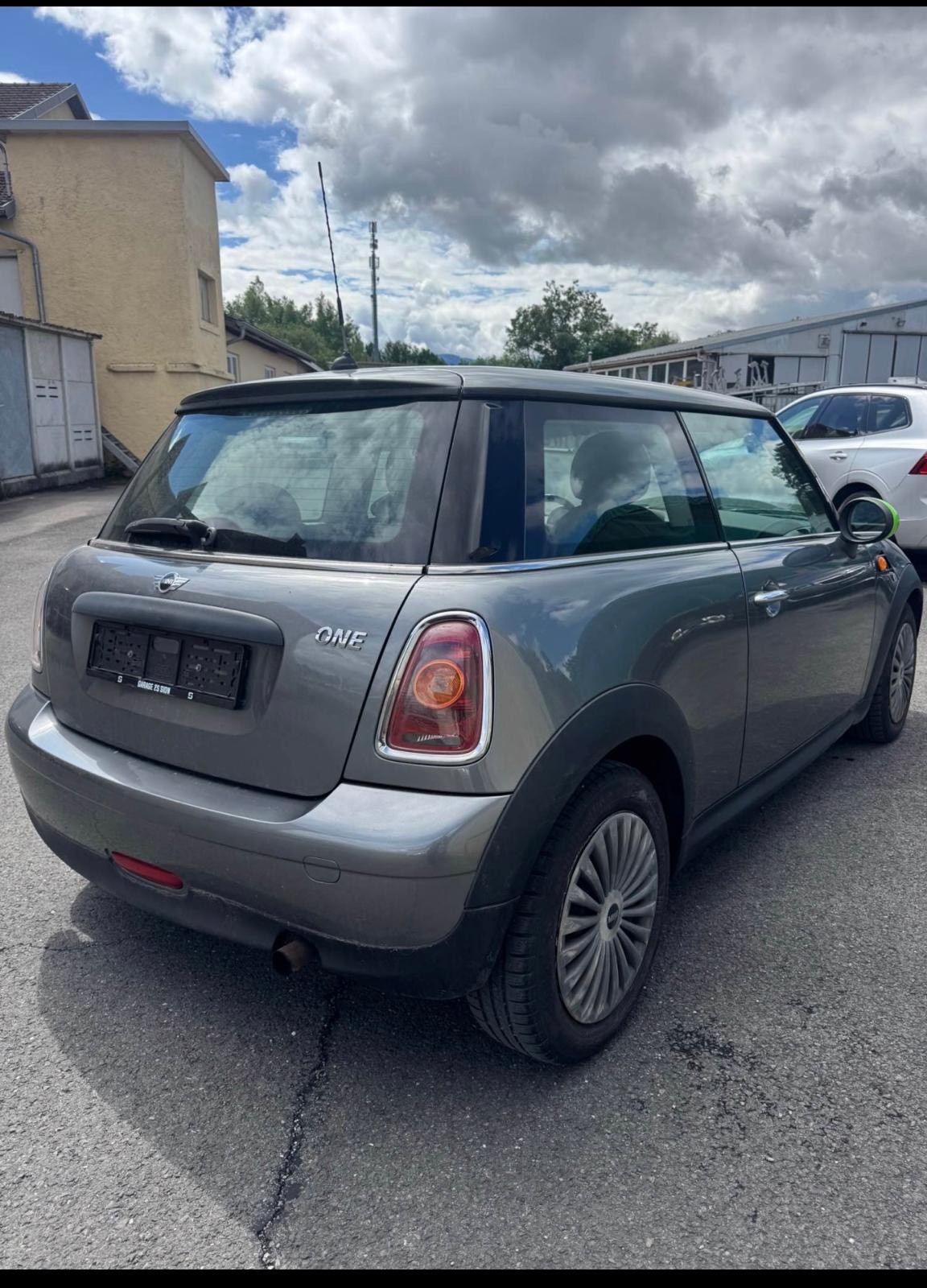 MINI One-image-4