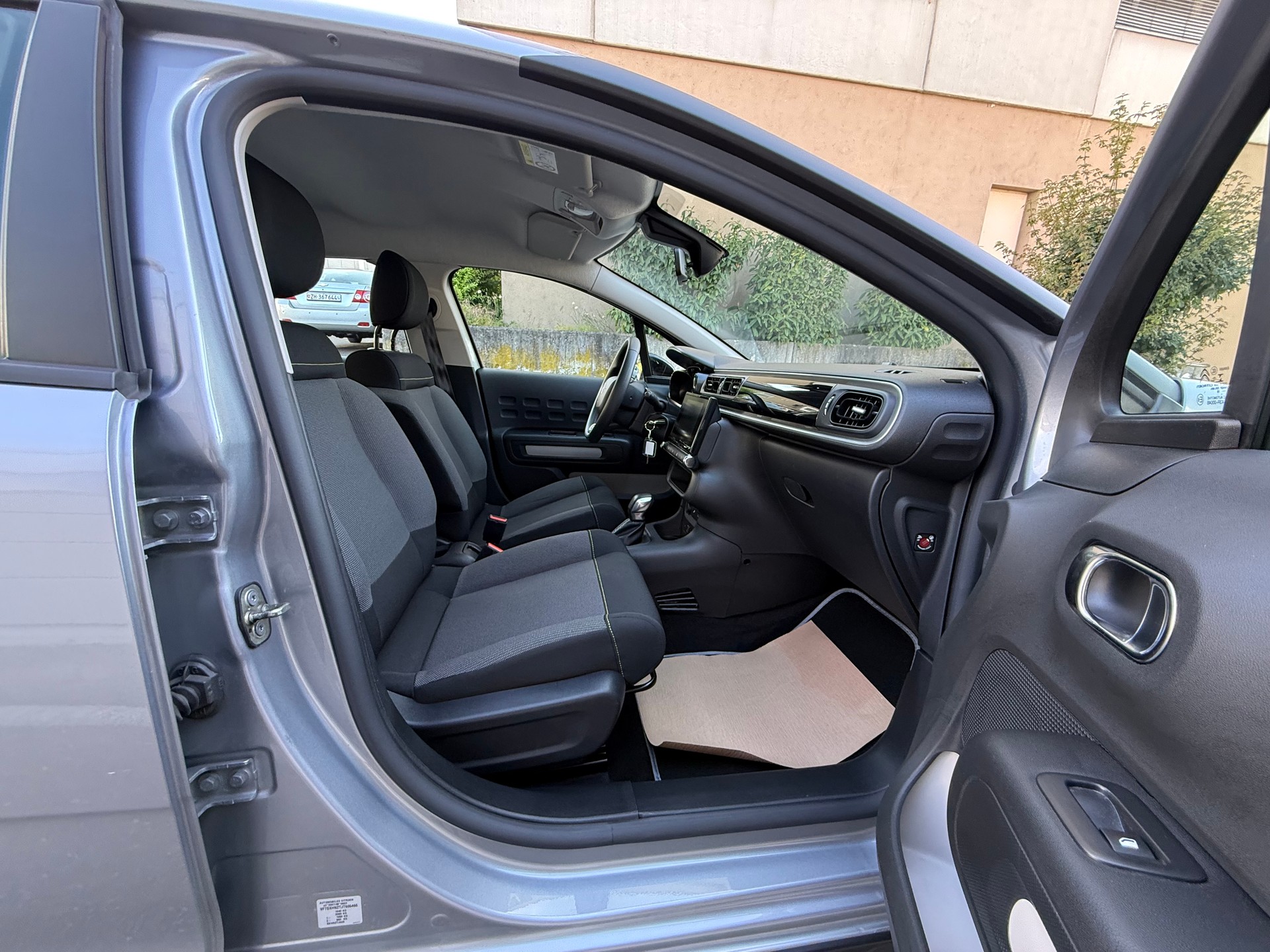 CITROEN C3 1.2i PureTech Feel EAT *Ab MFK *Automat *Klimatisierungsautomatik *Lane-Assistent *Tempomat *2 Schlüssel *Parkassistent-image-14