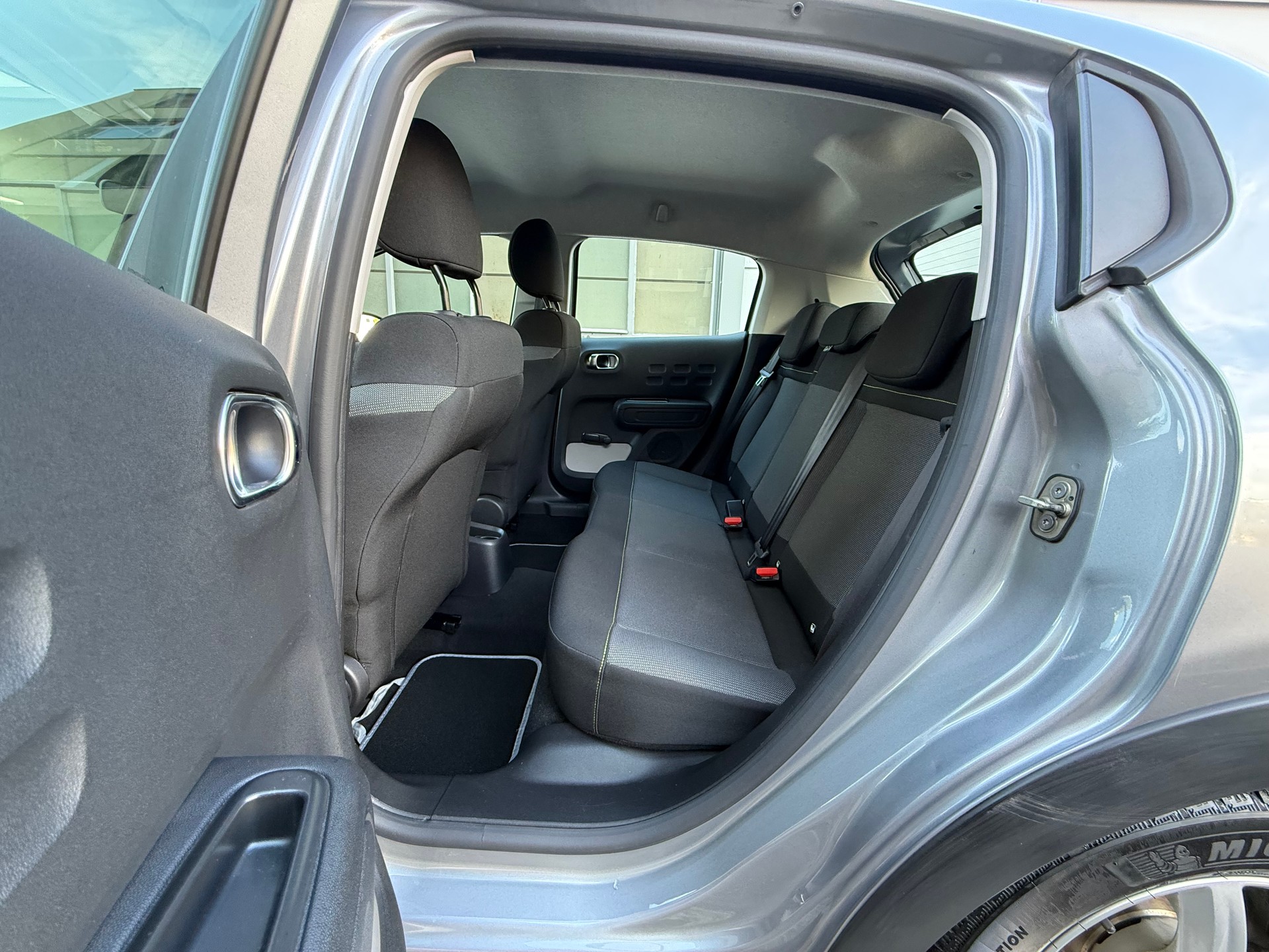CITROEN C3 1.2i PureTech Feel EAT *Ab MFK *Automat *Klimatisierungsautomatik *Lane-Assistent *Tempomat *2 Schlüssel *Parkassistent-image-13