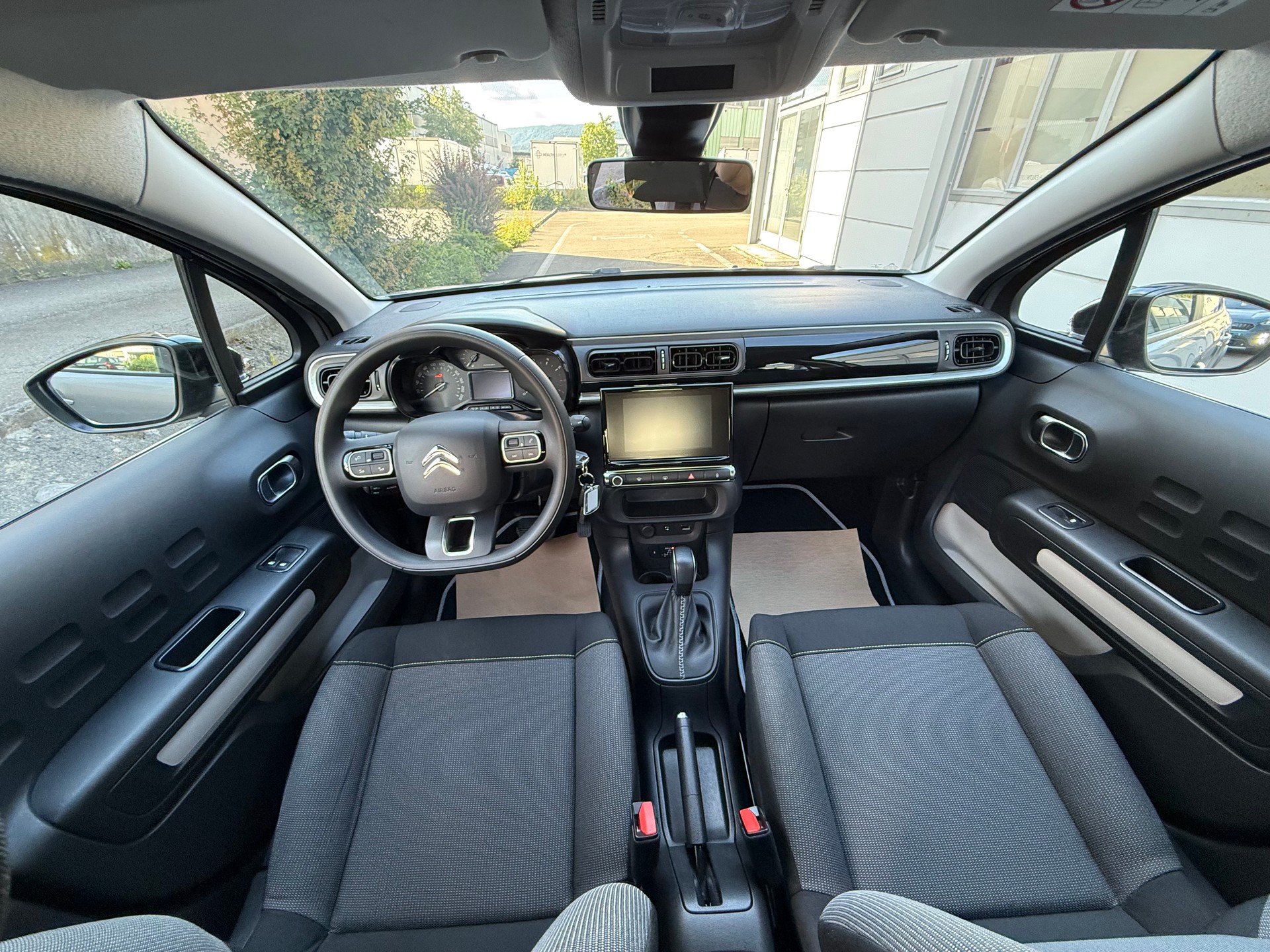 CITROEN C3 1.2i PureTech Feel EAT *Ab MFK *Automat *Klimatisierungsautomatik *Lane-Assistent *Tempomat *2 Schlüssel *Parkassistent-image-9