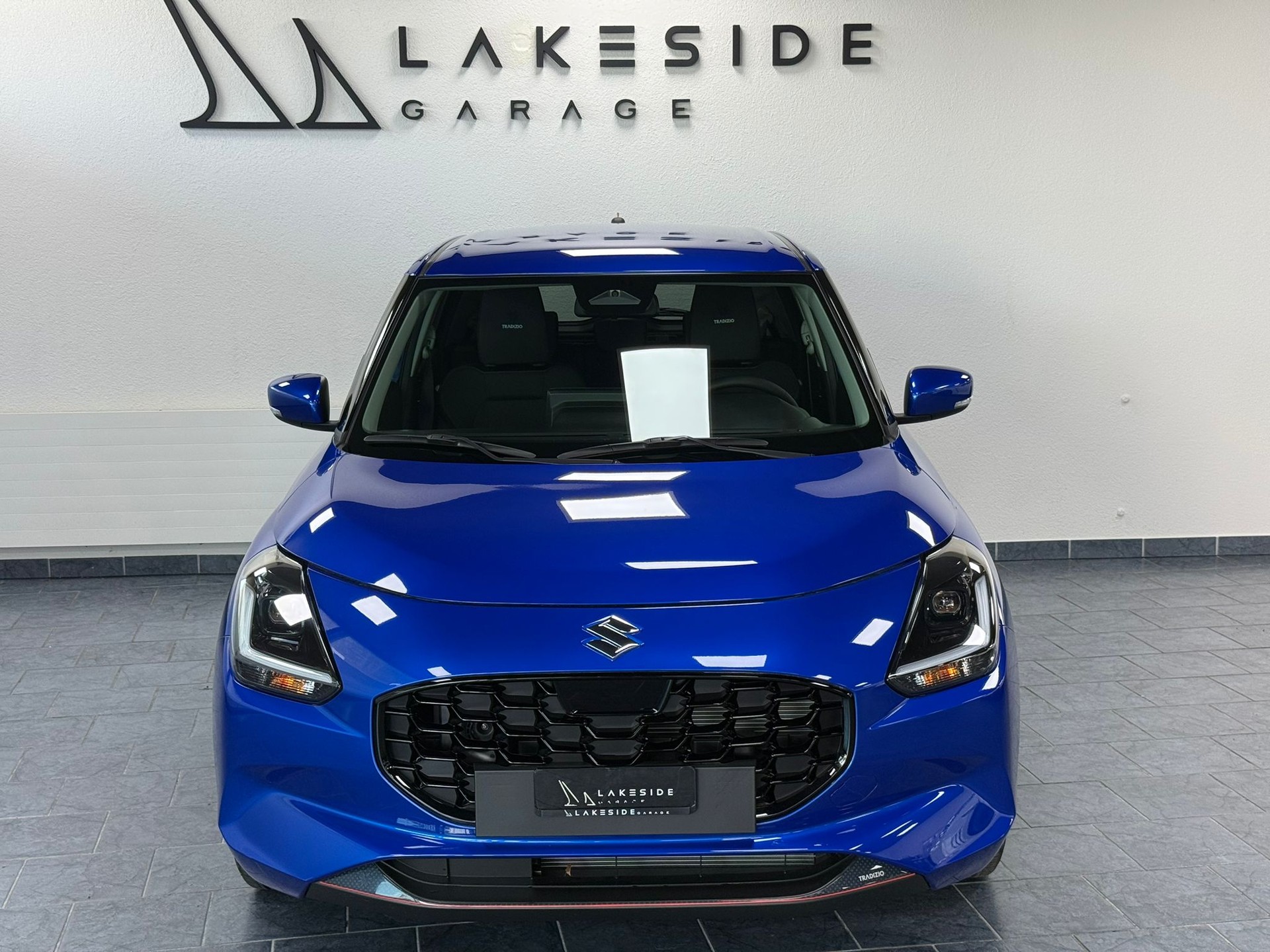 SUZUKI Swift 1.2 Tradizio Top Hybrid CVT-image-1