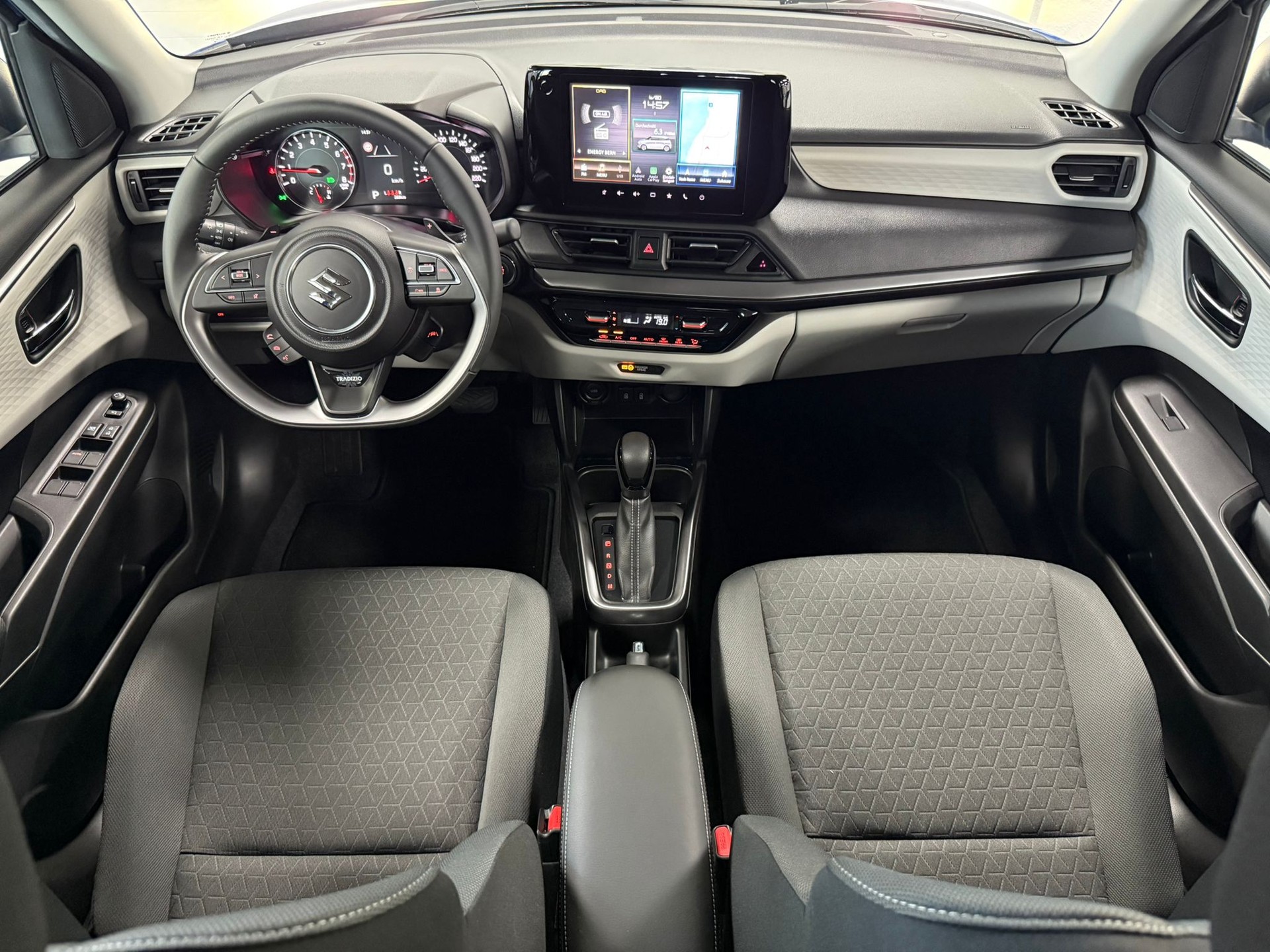 SUZUKI Swift 1.2 Tradizio Top Hybrid CVT-image-12