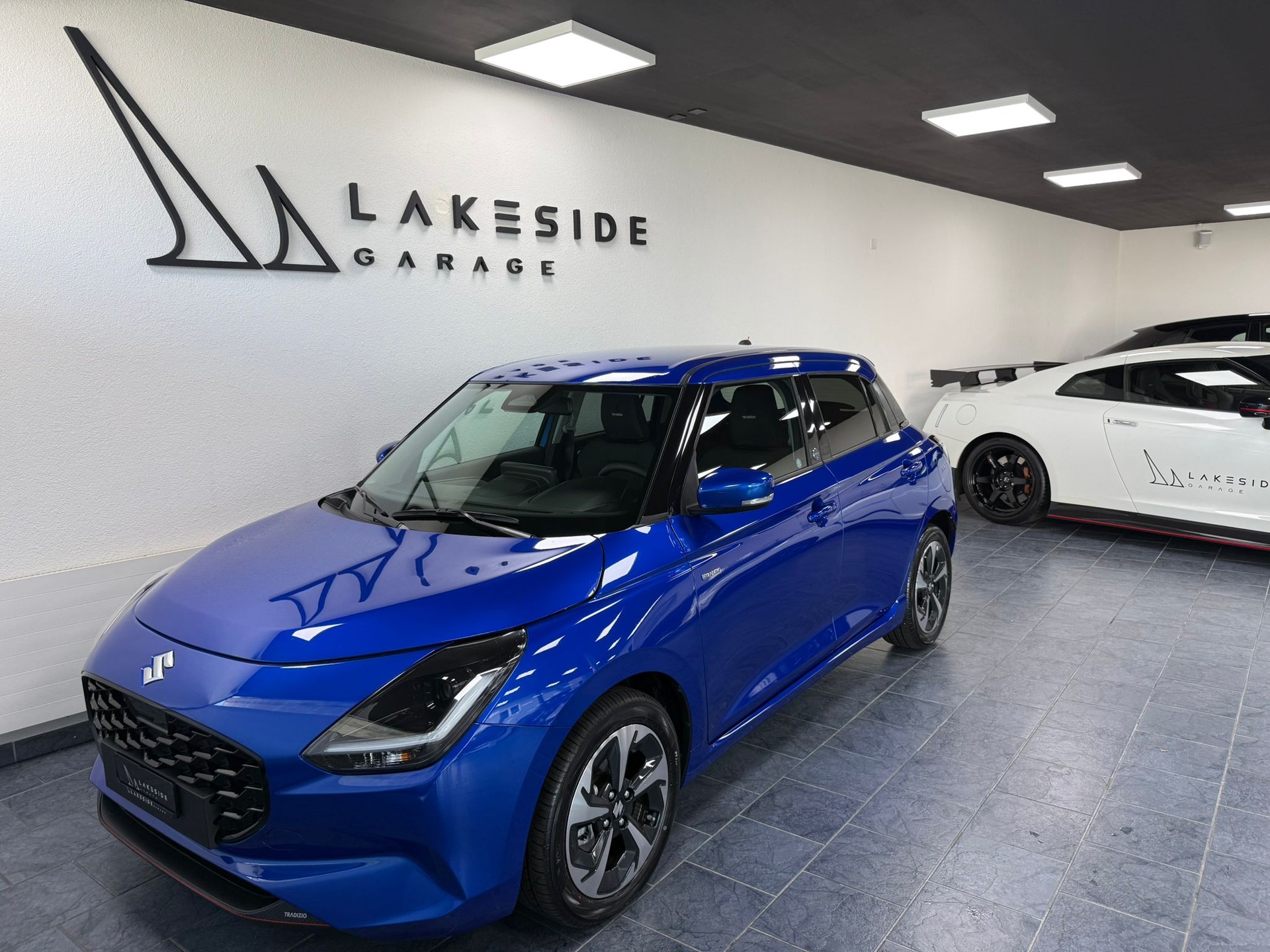 SUZUKI Swift 1.2 Tradizio Top Hybrid CVT-image-0