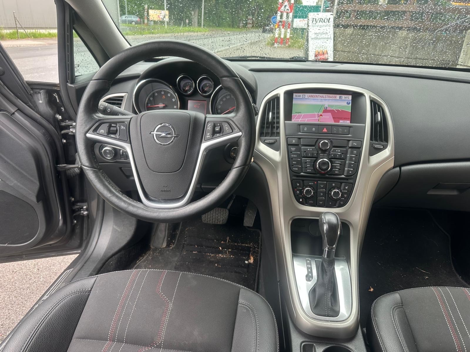OPEL Astra SportsTourer 1.4i 16V Turbo Sport Automatic-image-7