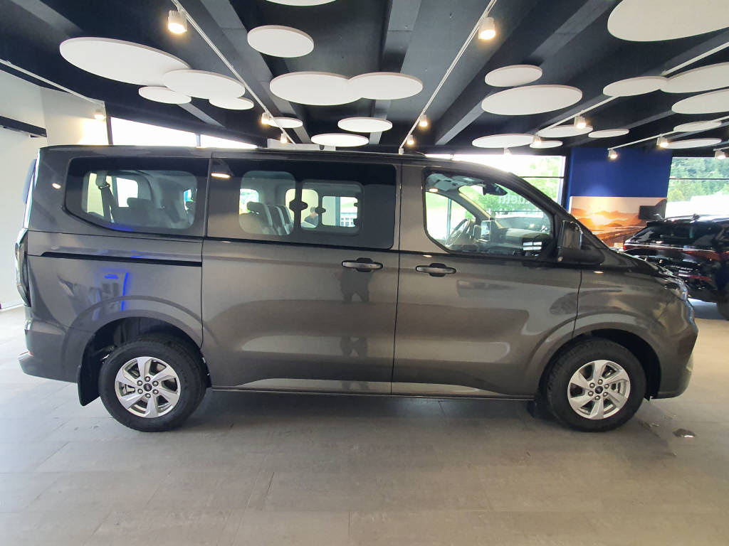 FORD Transit Custombi 320 L1 2.0 EcoBlue 170 Limited 4x4-showroom-element-3