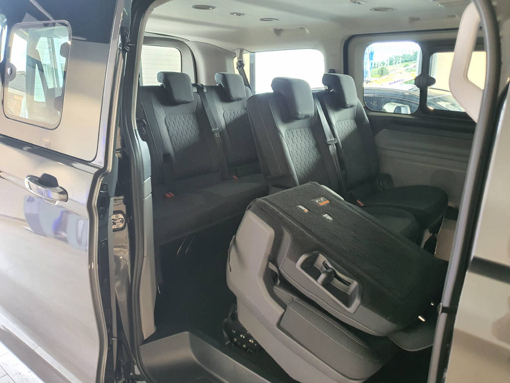 FORD Transit Custombi 320 L1 2.0 EcoBlue 170 Limited 4x4-image-11