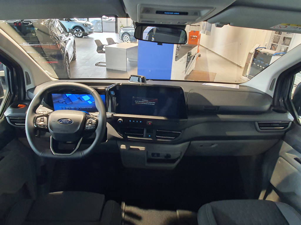 FORD Transit Custombi 320 L1 2.0 EcoBlue 170 Limited 4x4-image-13