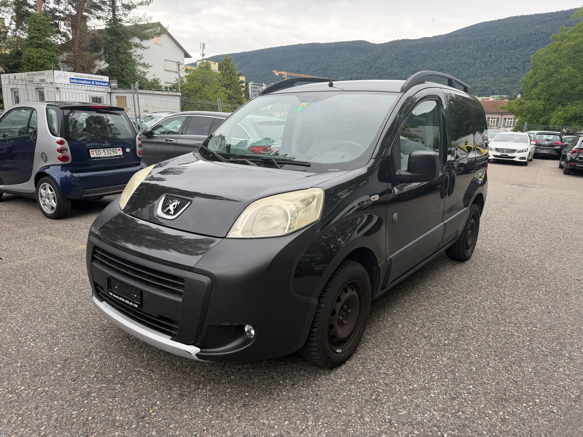PEUGEOT Bipper Tepee 1.4 Outdoor ** Klimaanlage ** PDC H ** 04x Airbag ** Frisch Ab MFK-image-0