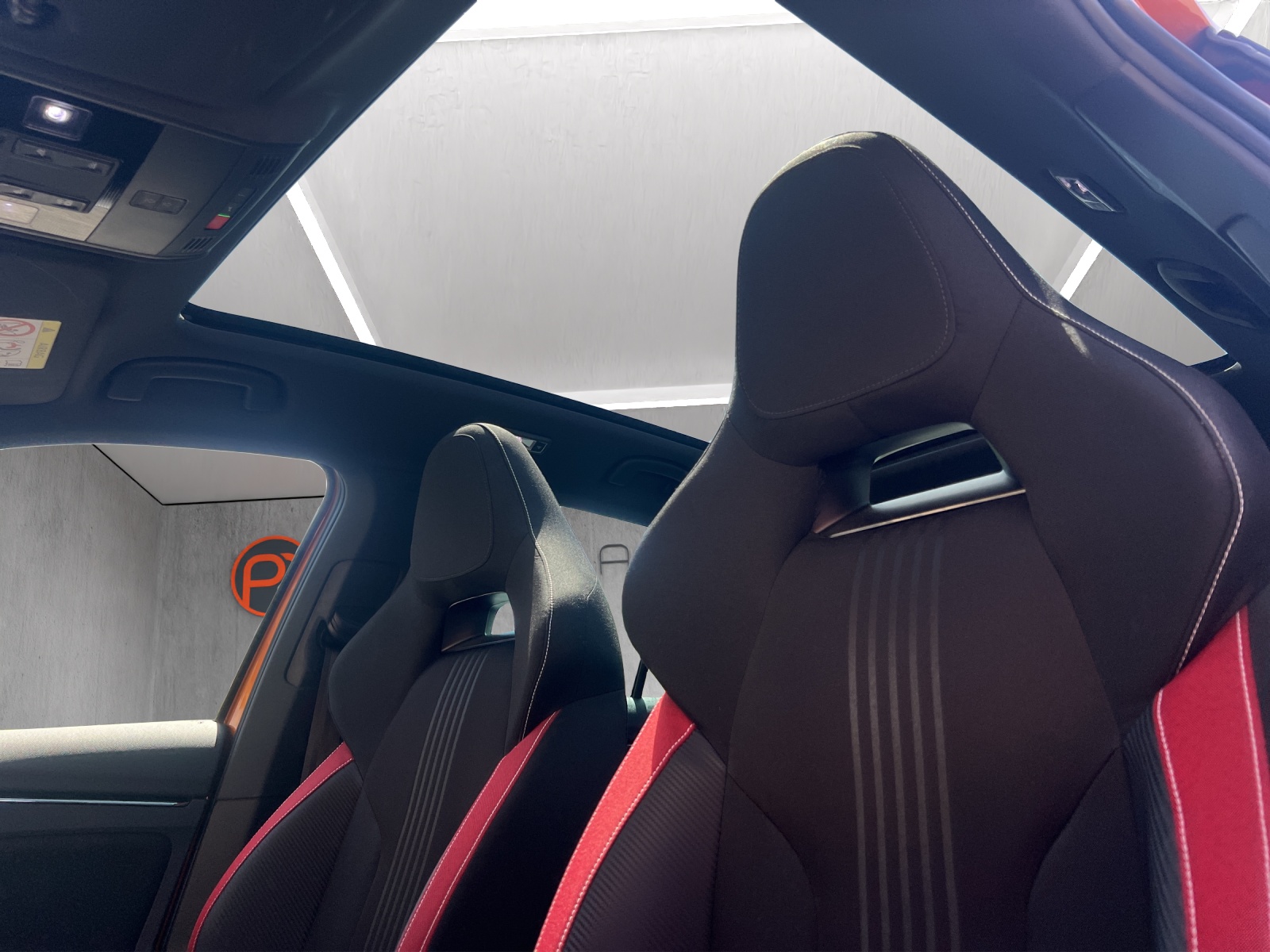 SKODA Kamiq 1.0 TSI Monte Carlo DSG-image-16