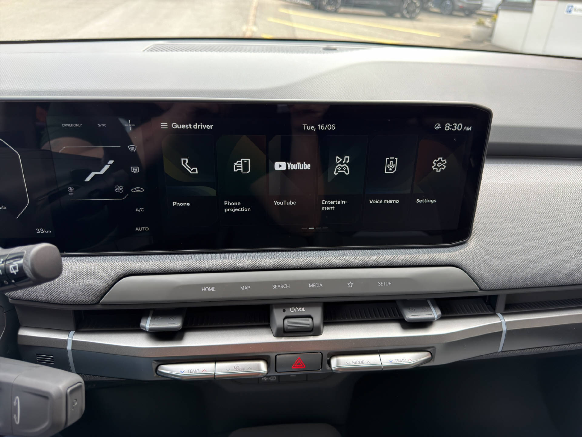 KIA EV3 81 kWh Earth-image-20