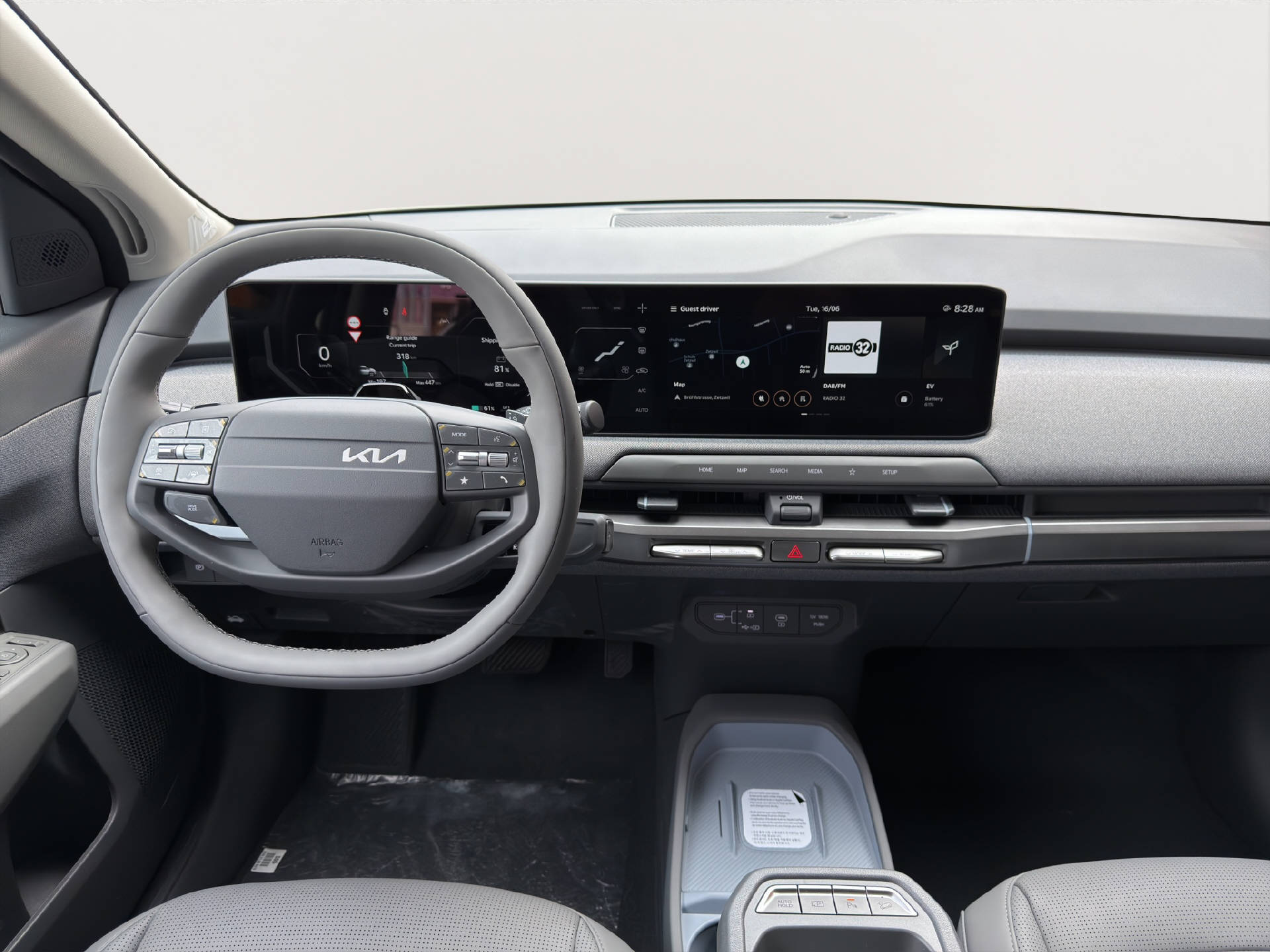 KIA EV3 81 kWh Earth-image-12