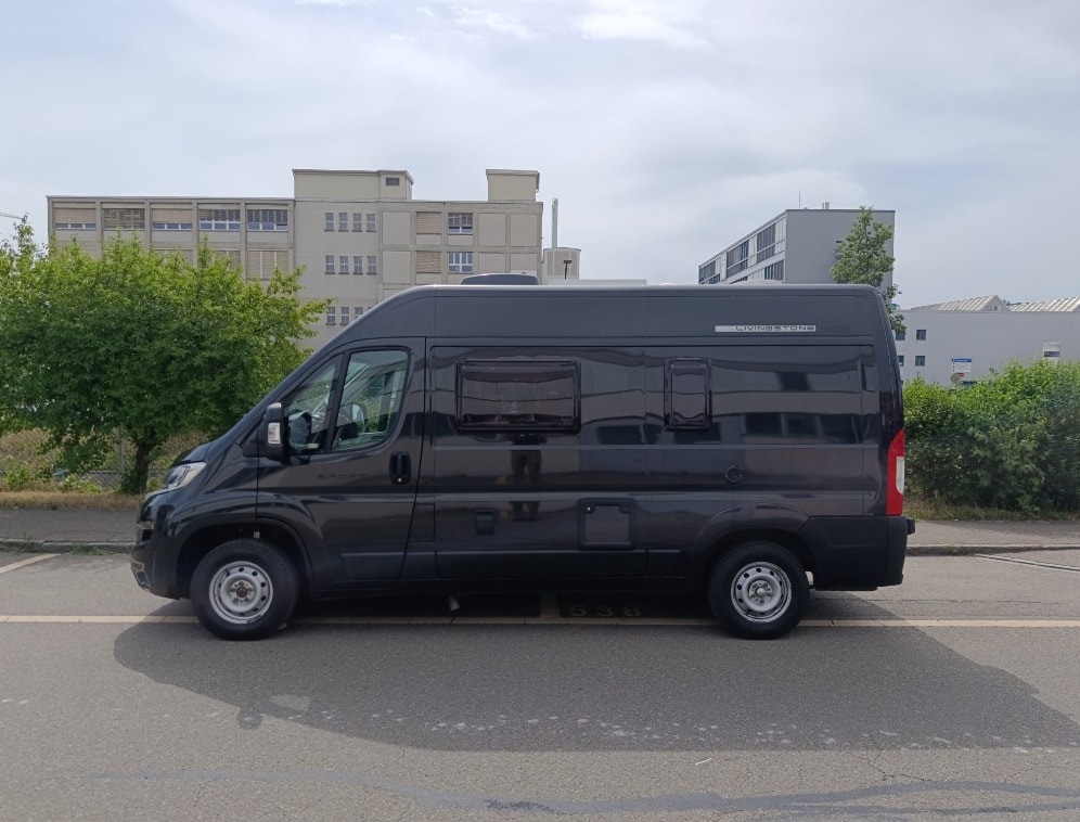 ROLLER TEAM Livingstone K2 ***Kompakt wie ein Kombi, Komfort wie ein Grosser!***Solar Panel *Anhängerkupplung 2500Kg *Rückfahrkamera *-image-6