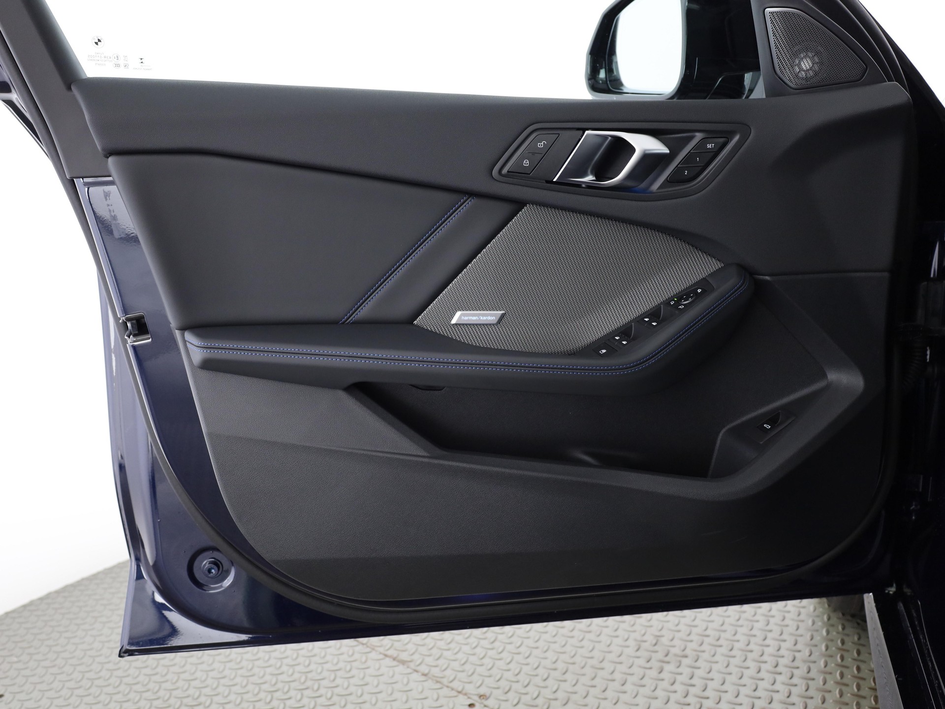 BMW M135i xDrive-image-9