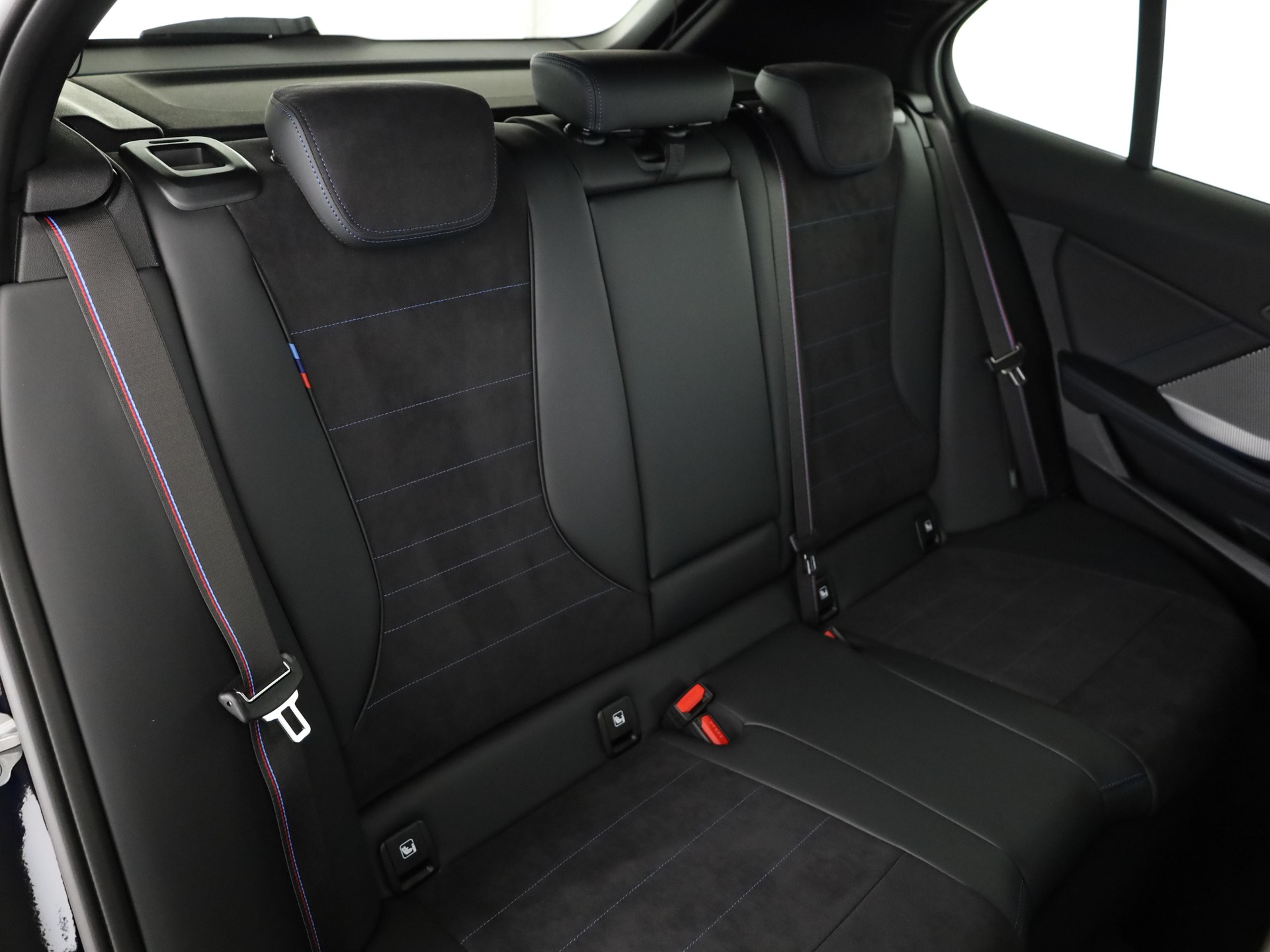 BMW M135i xDrive-image-13