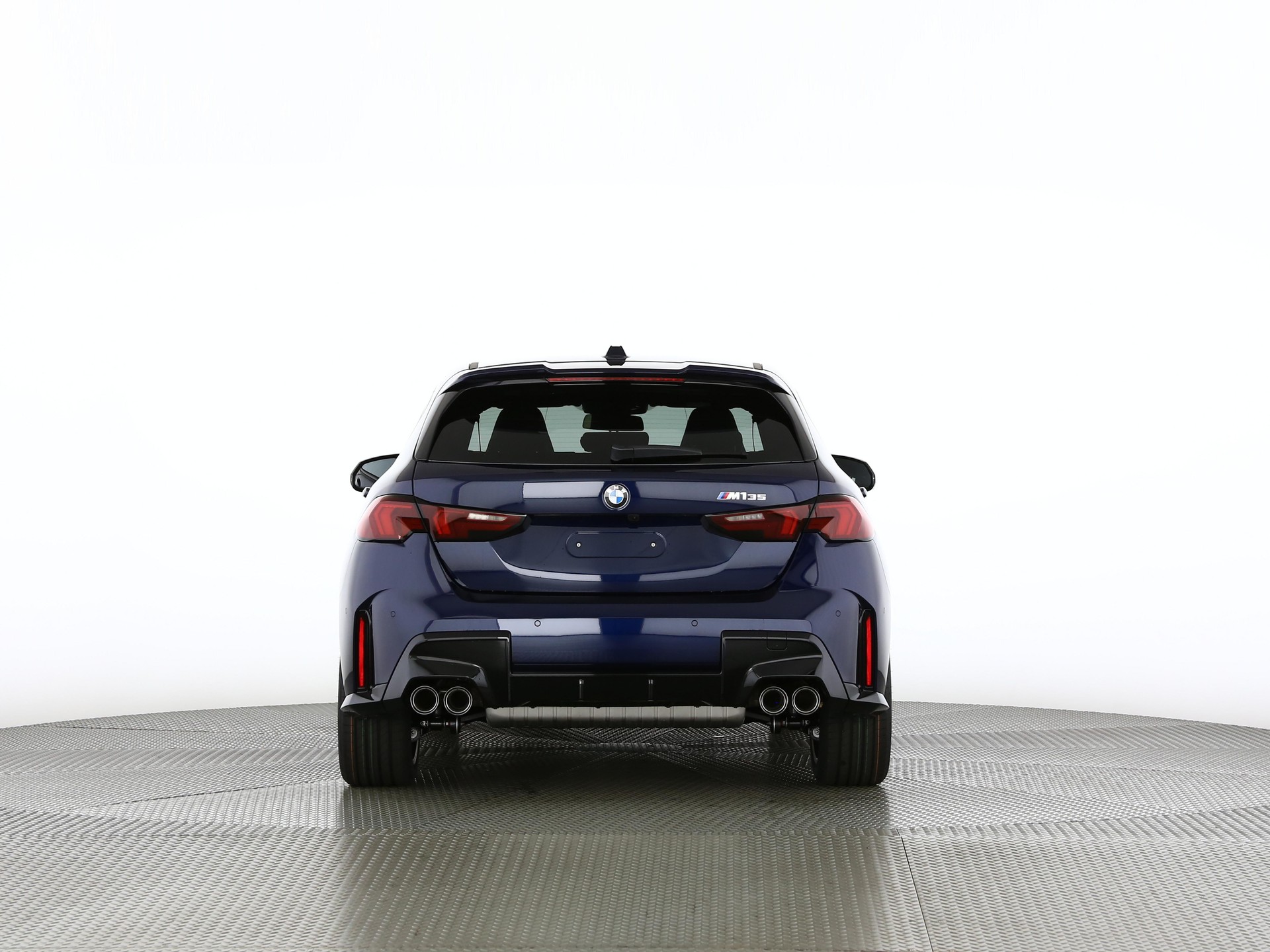 BMW M135i xDrive-image-3