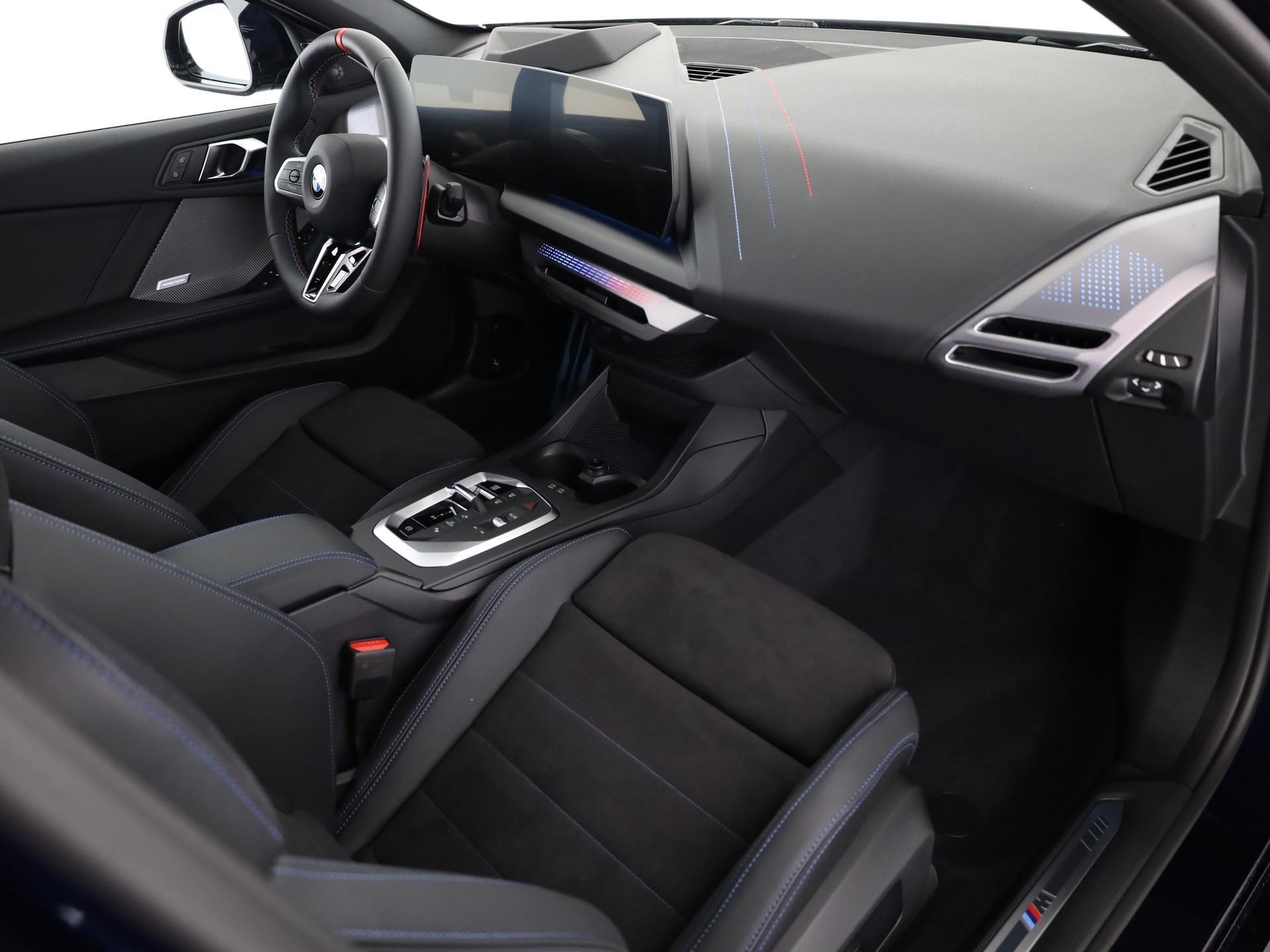 BMW M135i xDrive-image-14