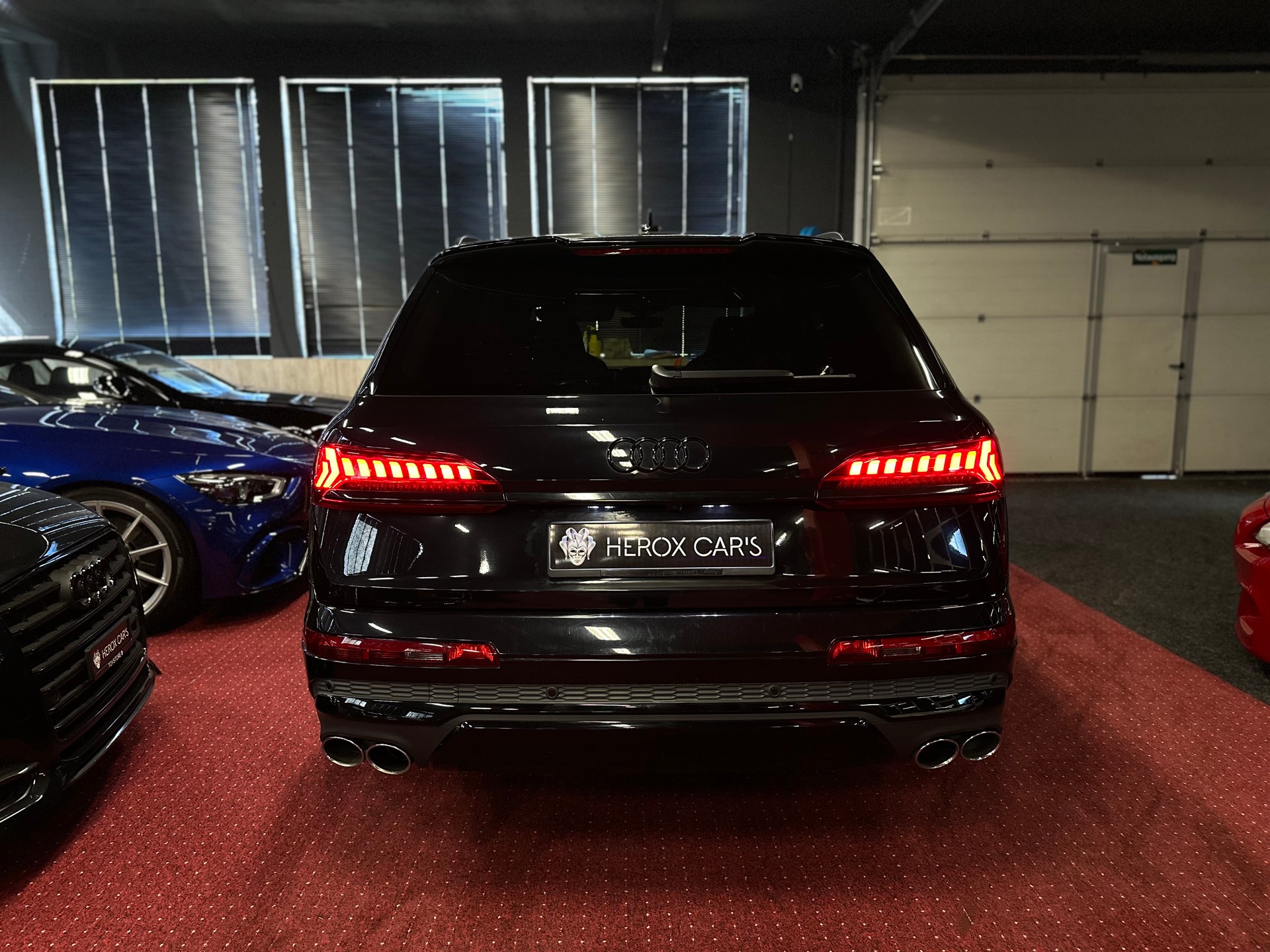 AUDI SQ7 4.0 TDI quattro tiptronic-image-5