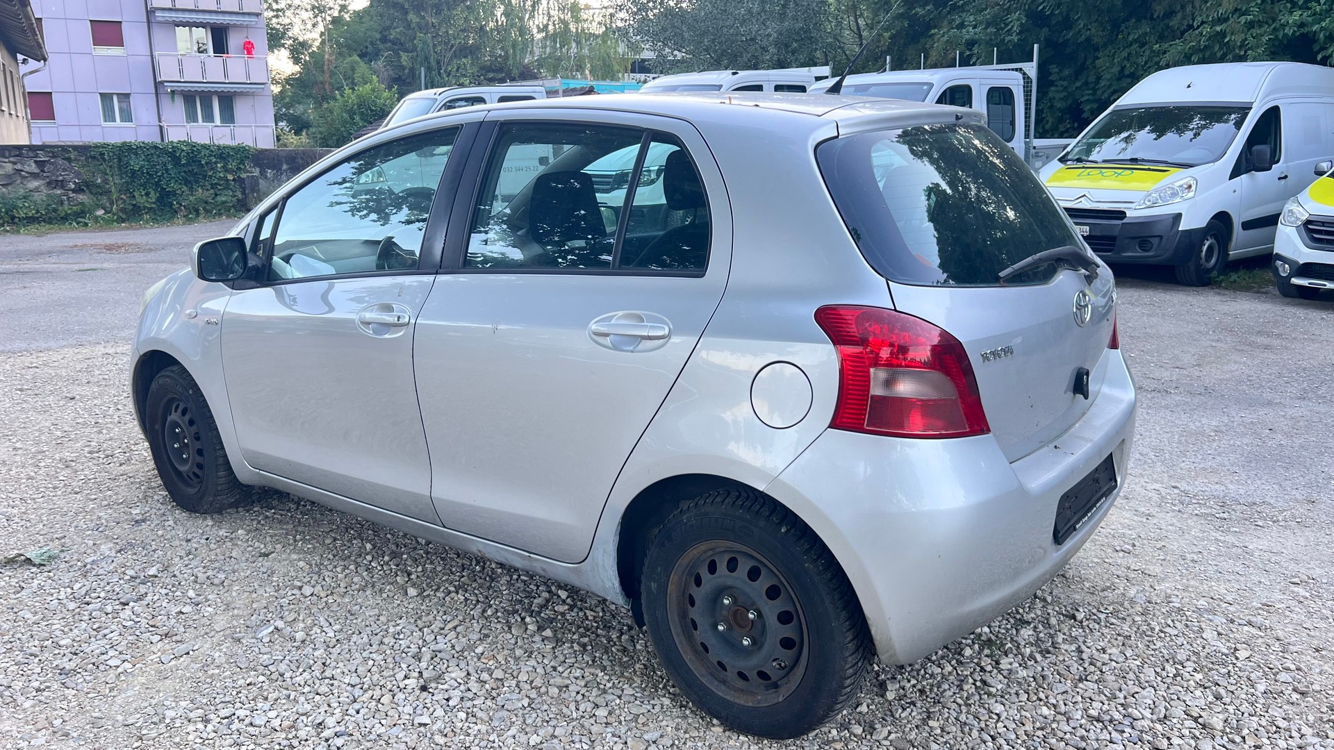 TOYOTA Yaris 1.4 D-4D Linea Terra-image-4