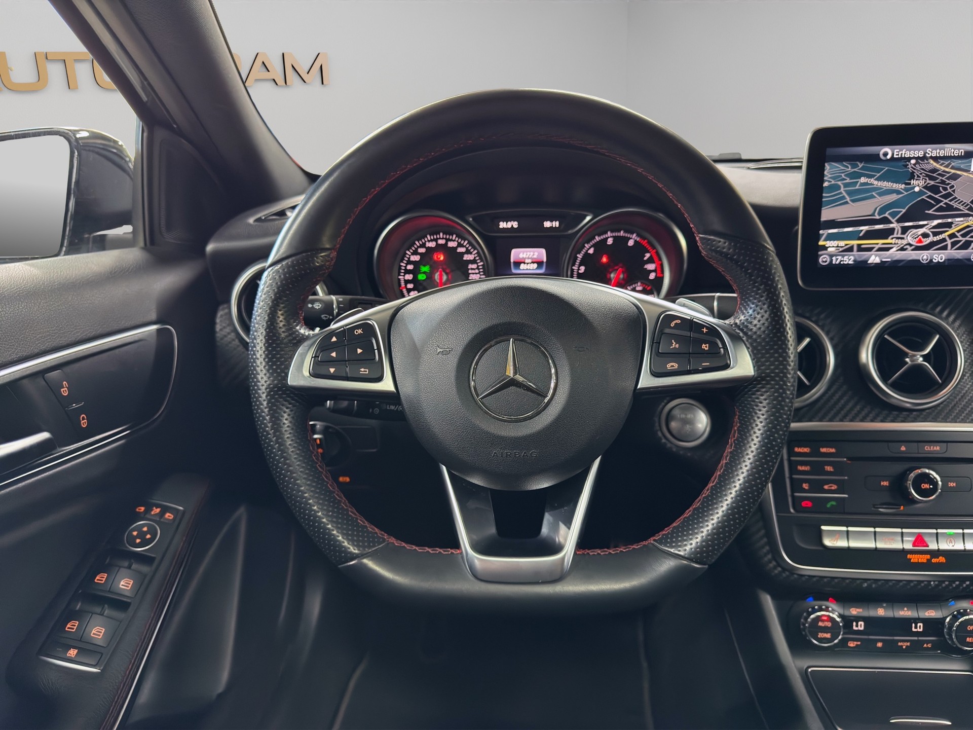 MERCEDES-BENZ A 250 AMG Line 4Matic 7G-DCT-image-21