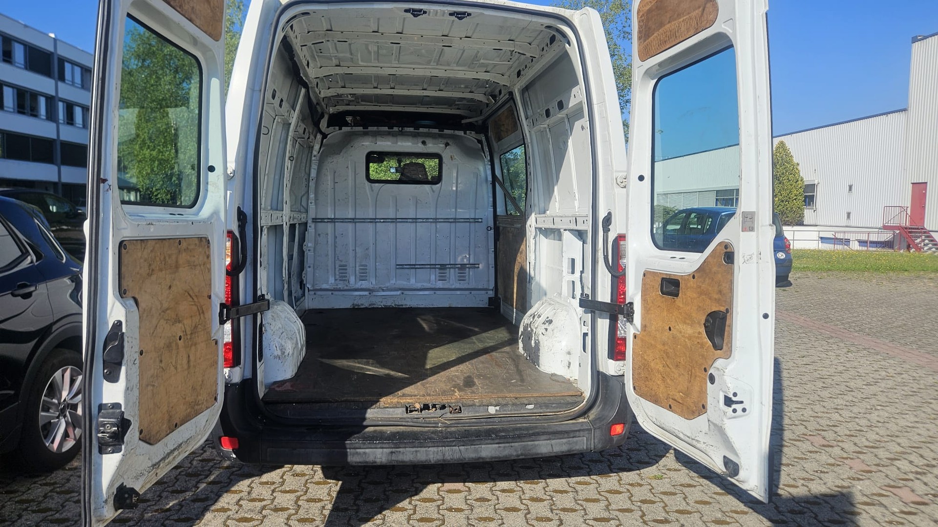 RENAULT 2.3 dCi 125-image-3