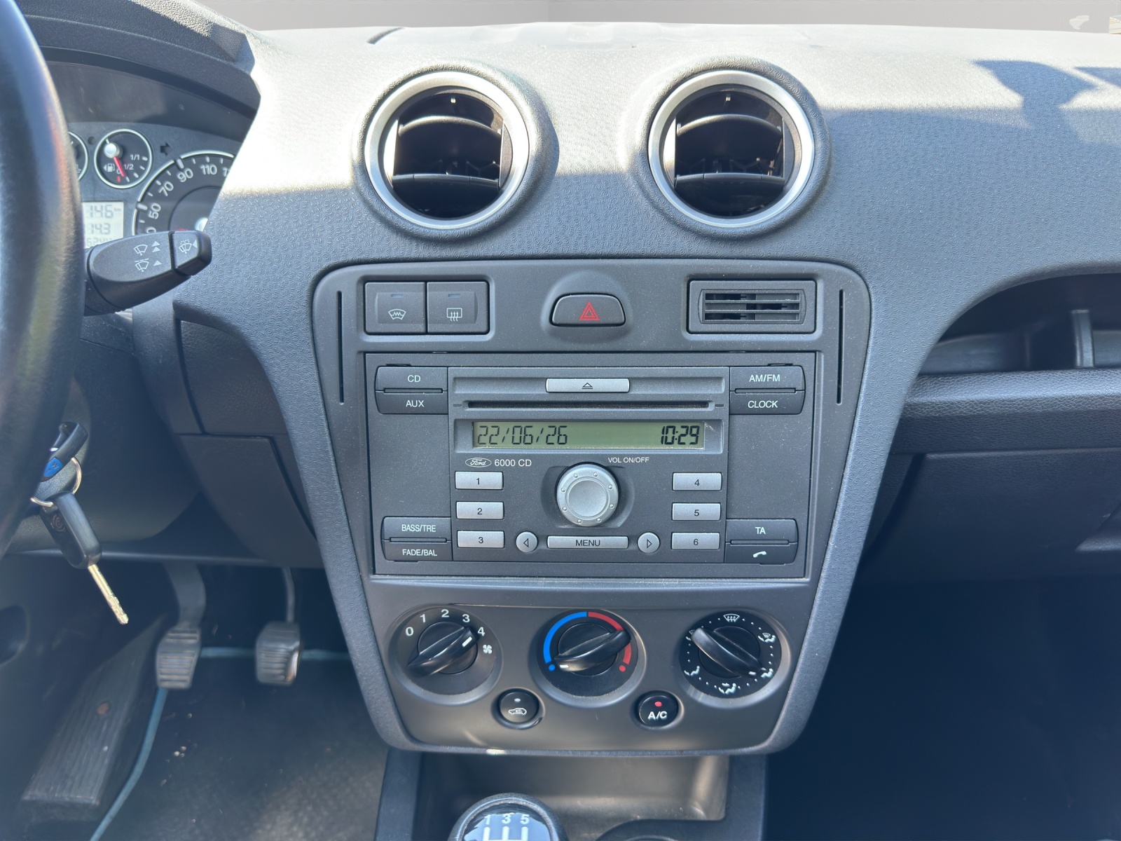 FORD Fusion 1.6 16V Trend-image-12
